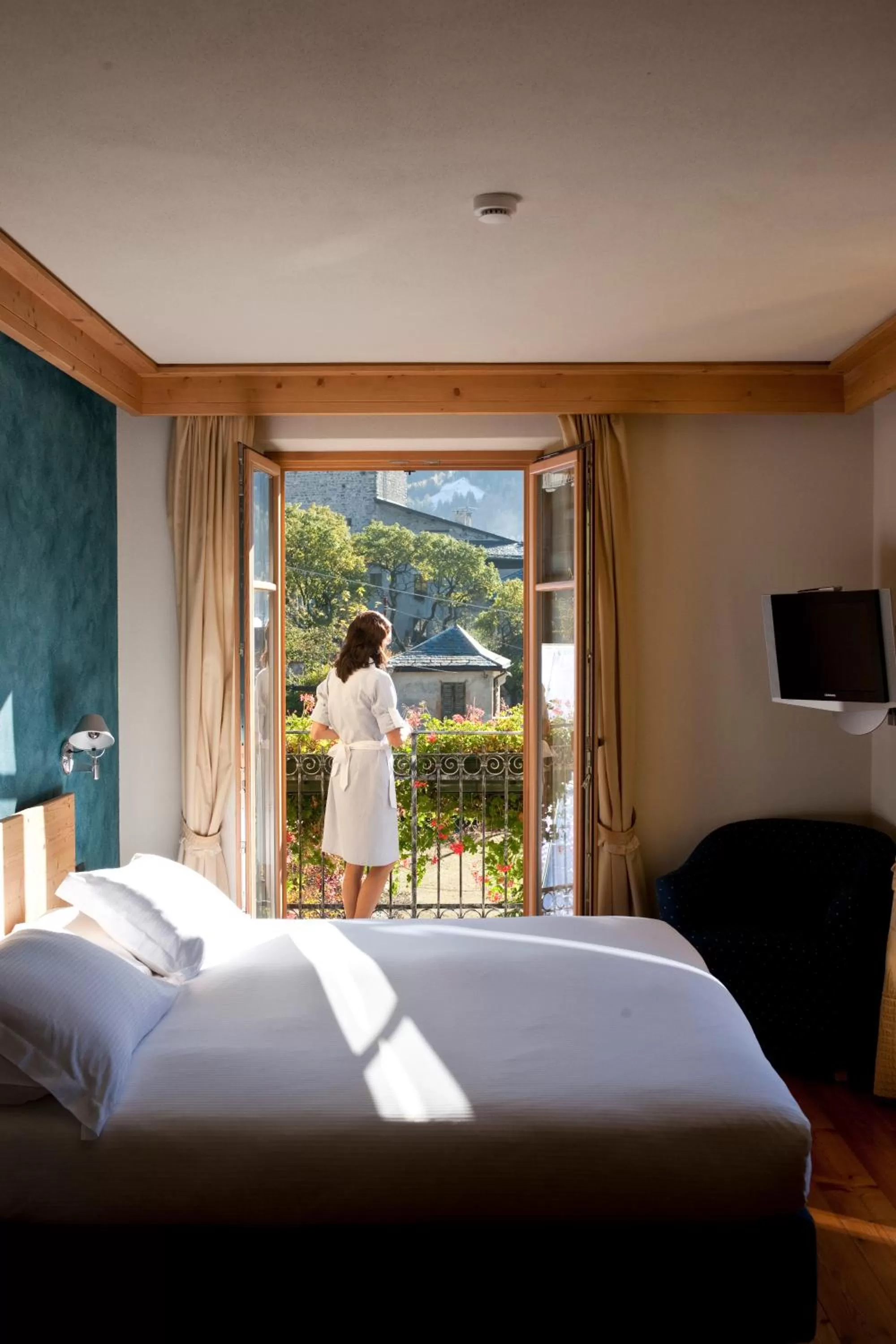 Balcony/Terrace, Bed in Hotel Meublè Sertorelli Reit