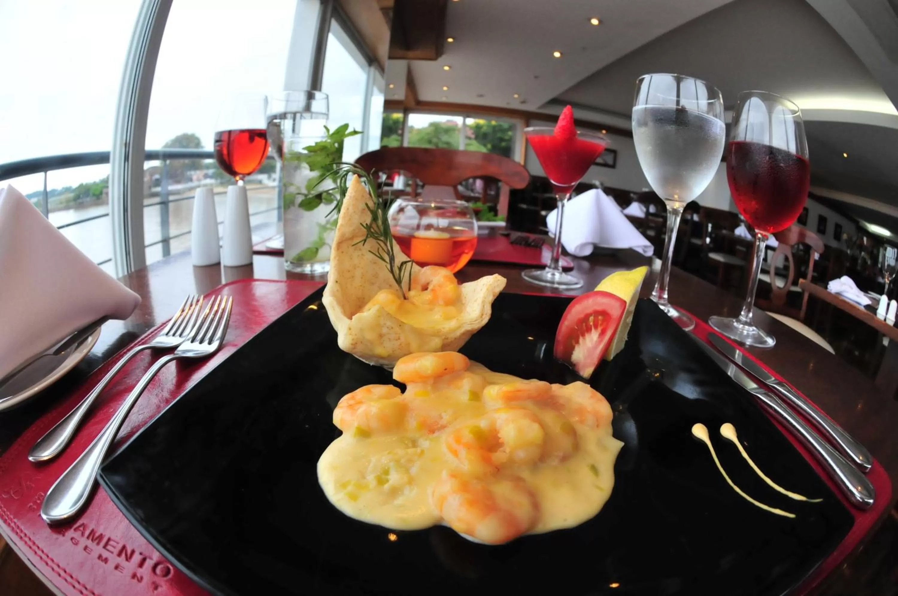 Restaurant/places to eat in Radisson Hotel Colonia del Sacramento