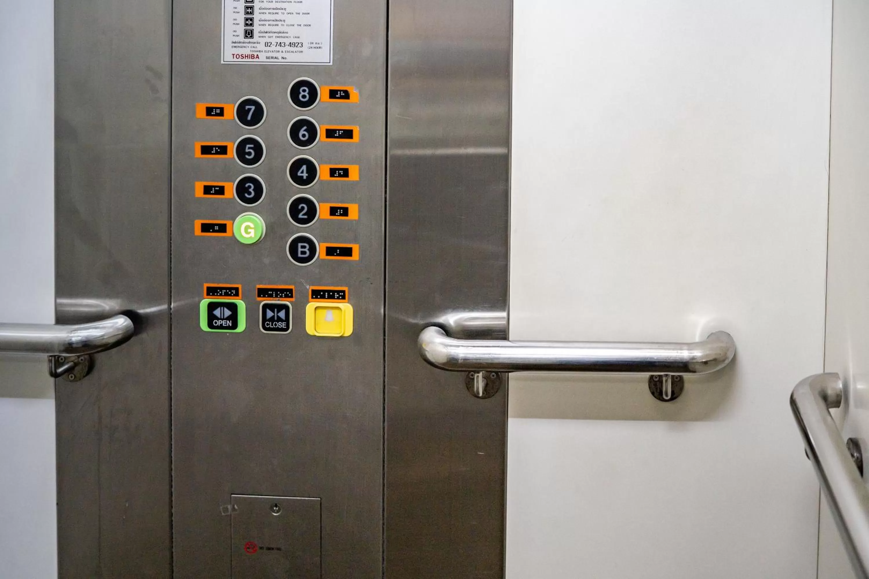 Logo/Certificate/Sign in A-ONE Pattaya Beach Resort