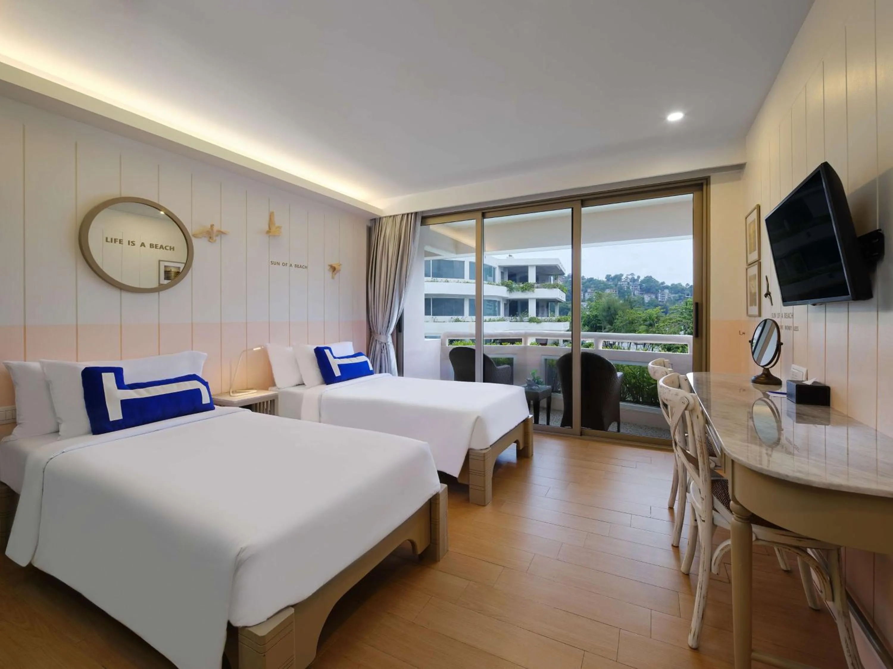 Bedroom, Bed in Homm Bliss Southbeach Patong
