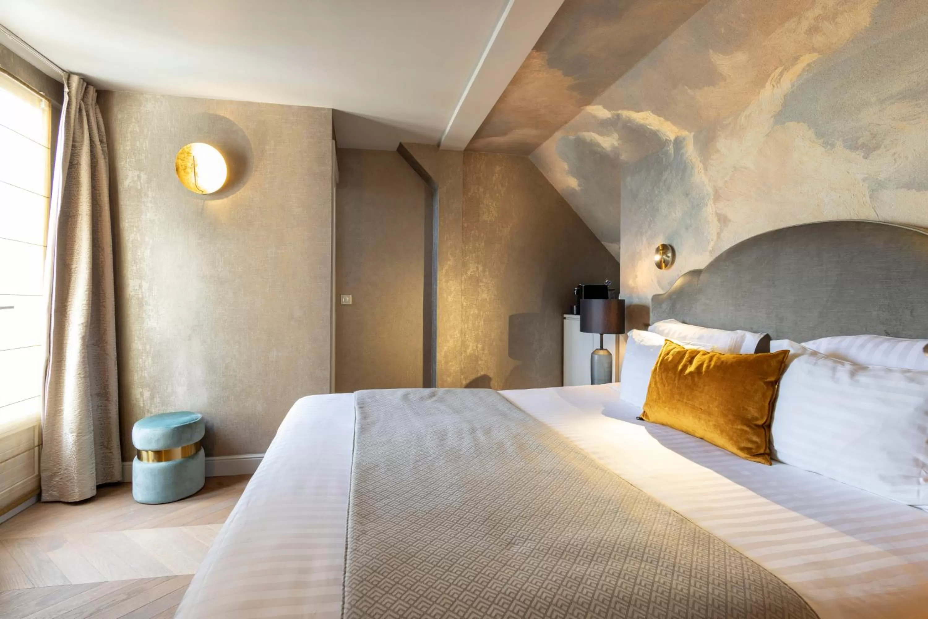 Bed in Hotel Residence Foch