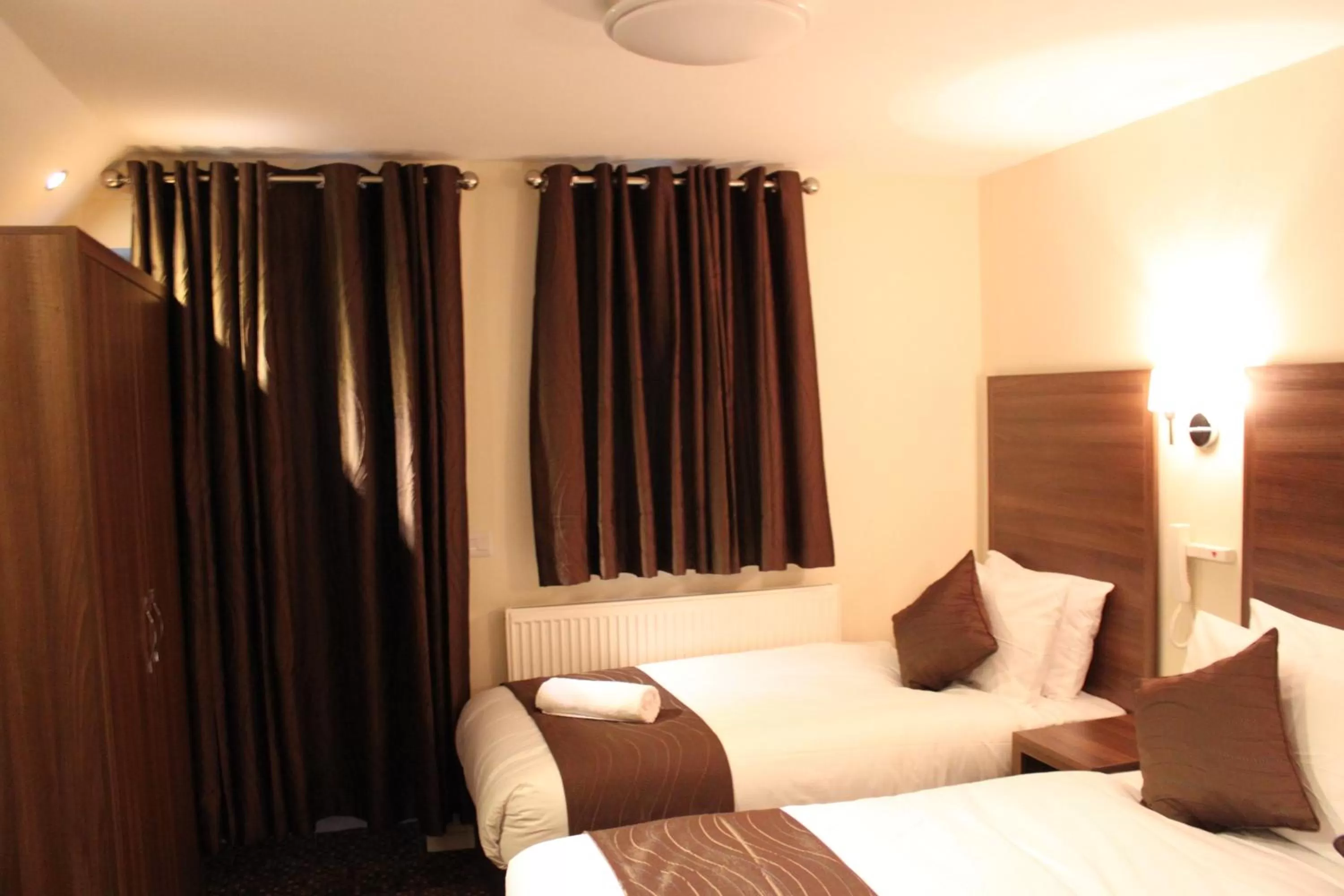 Photo of the whole room, Bed in Prince Regent Hotel Excel London