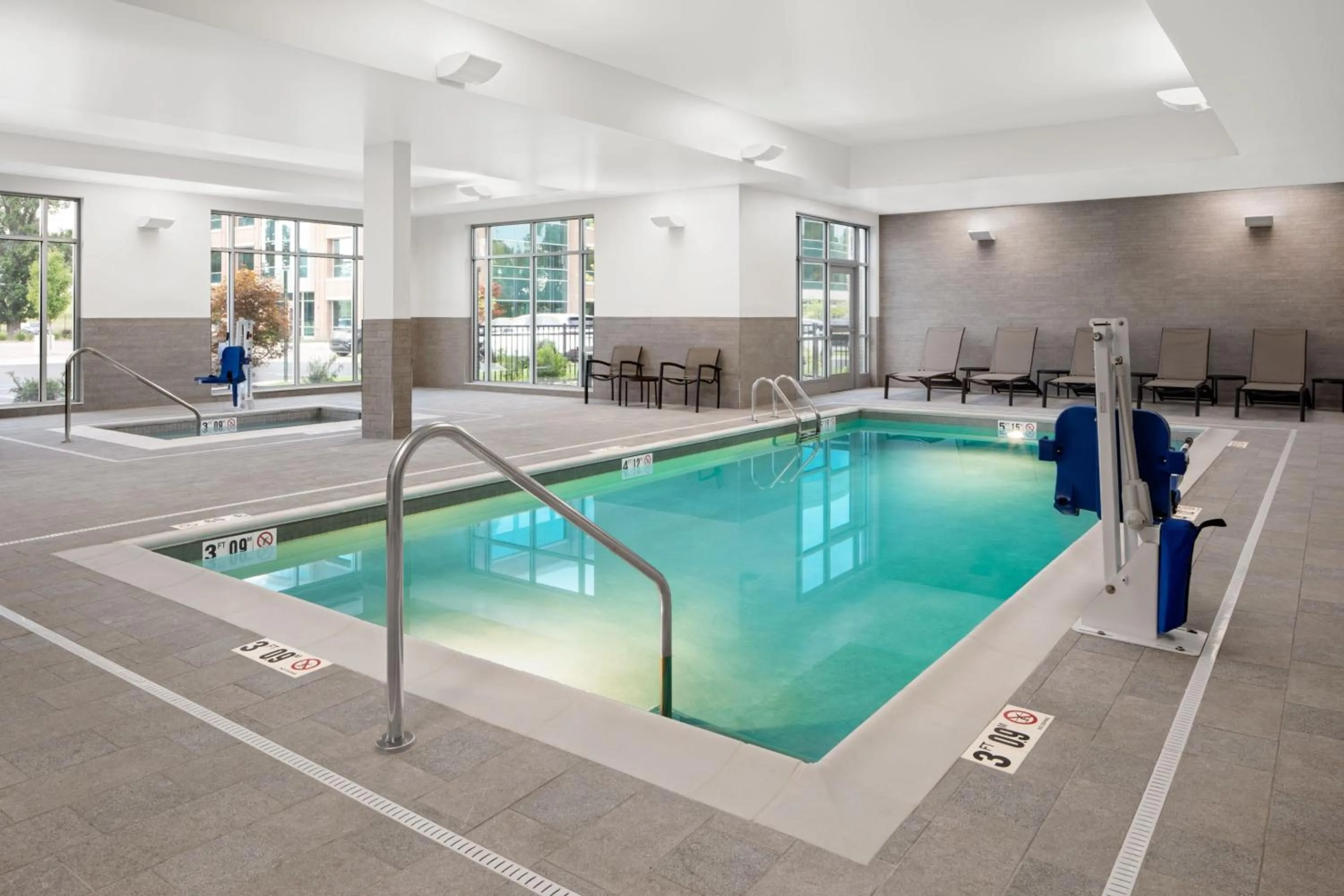 Swimming pool in SpringHill Suites by Marriott Kalamazoo Portage