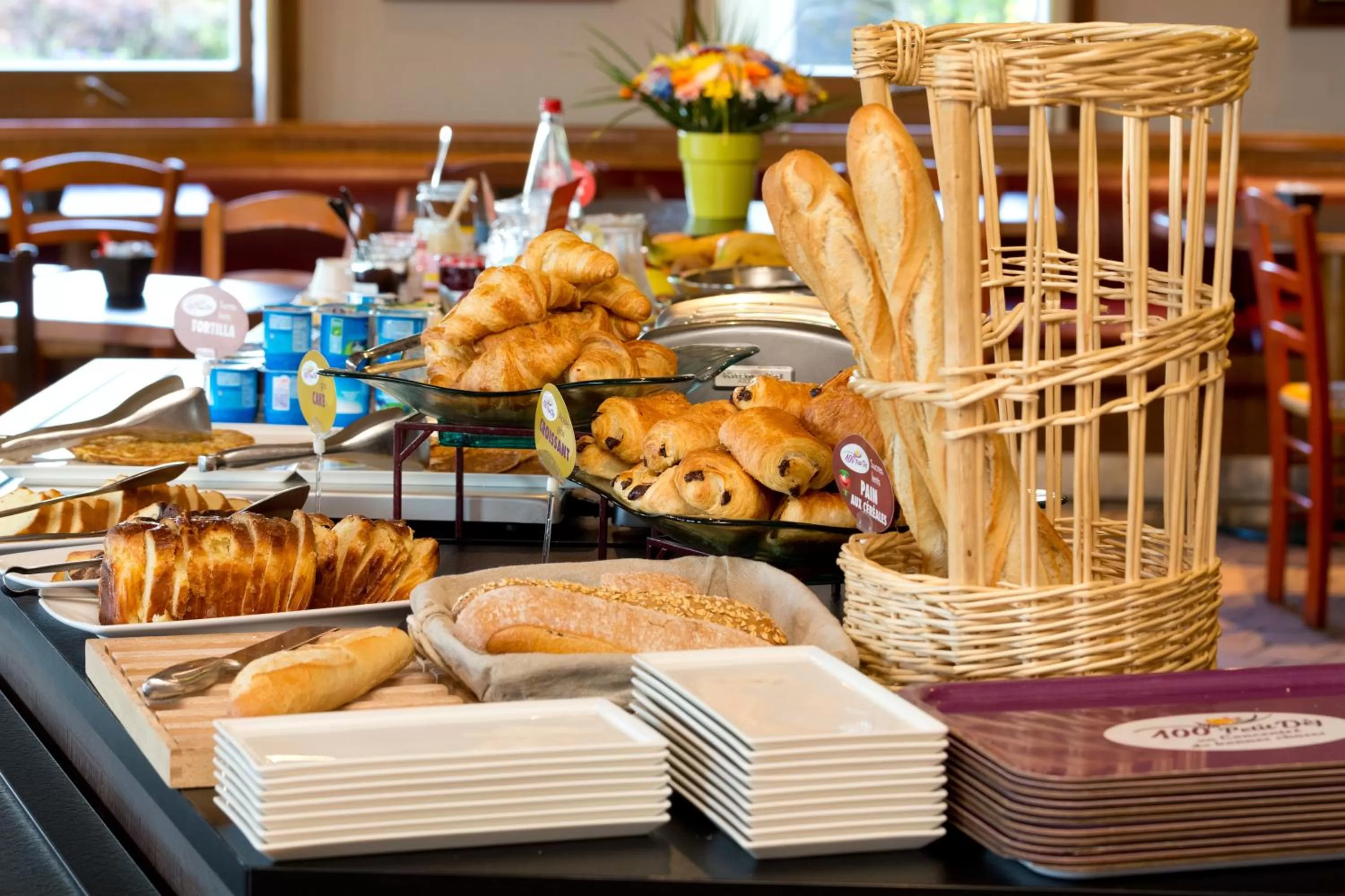 Restaurant/places to eat in ibis Saint Dizier