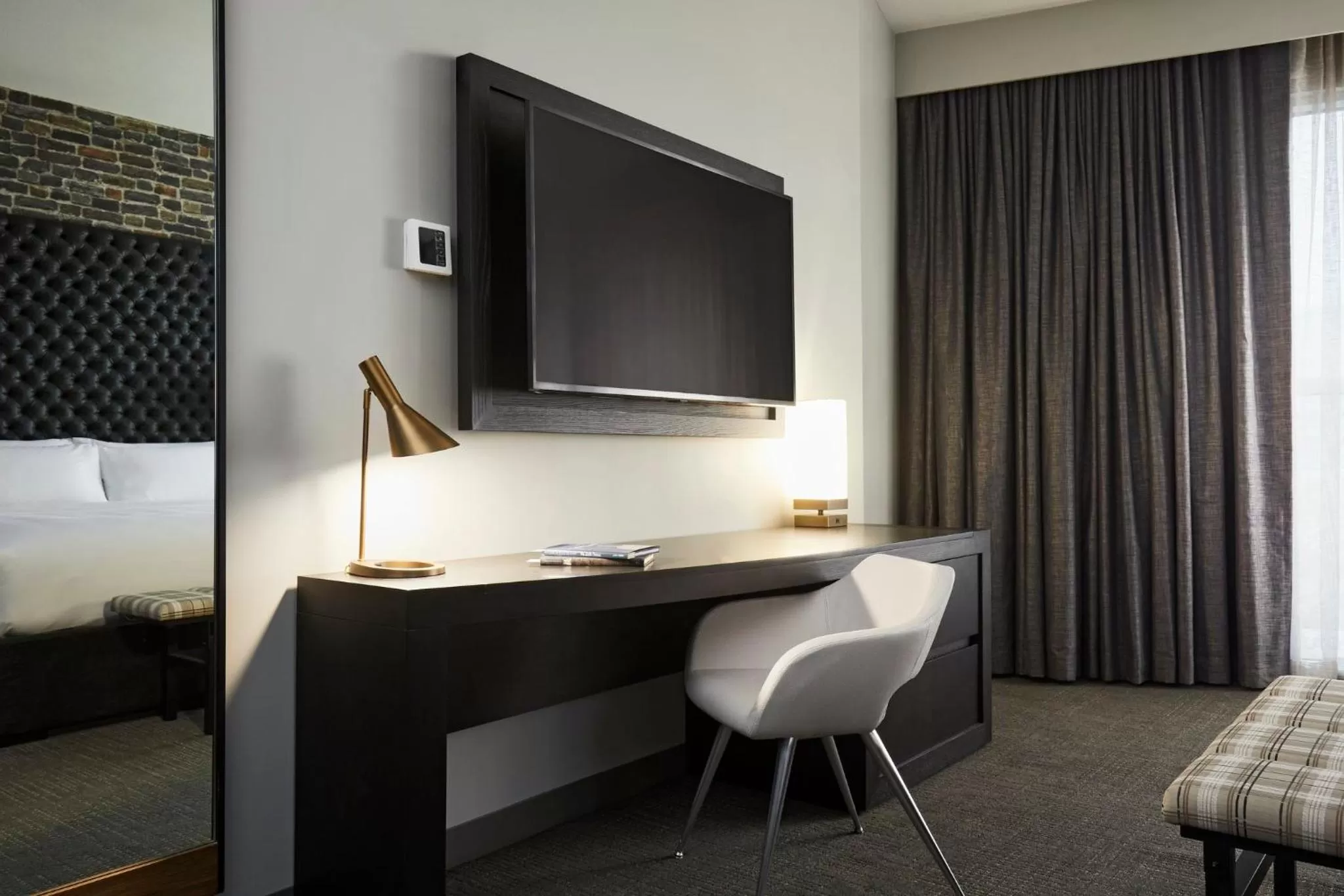 Photo of the whole room in Archer Hotel Tysons