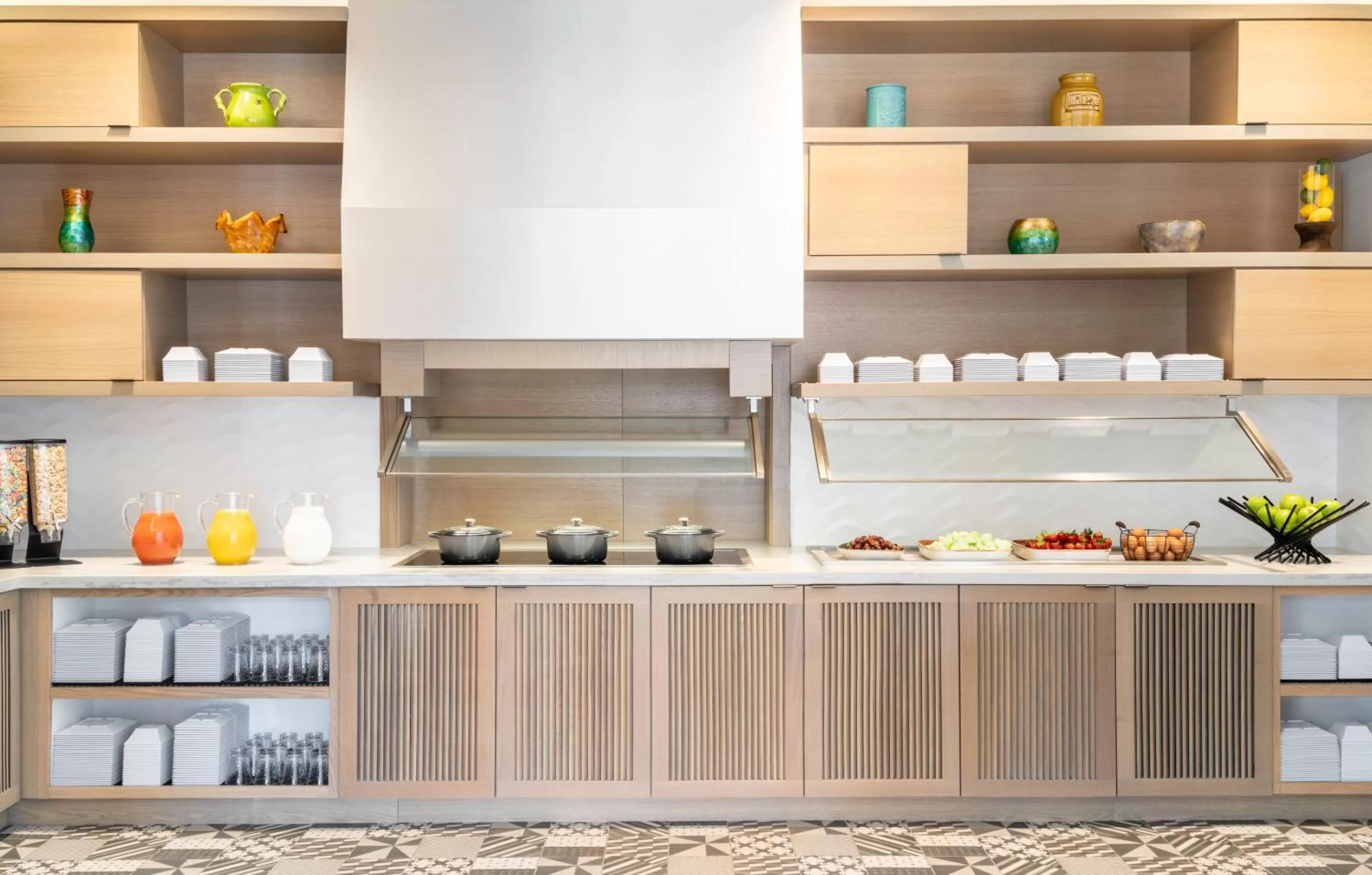 Food and drinks in Hyatt Place Sandestin at Grand Blvd