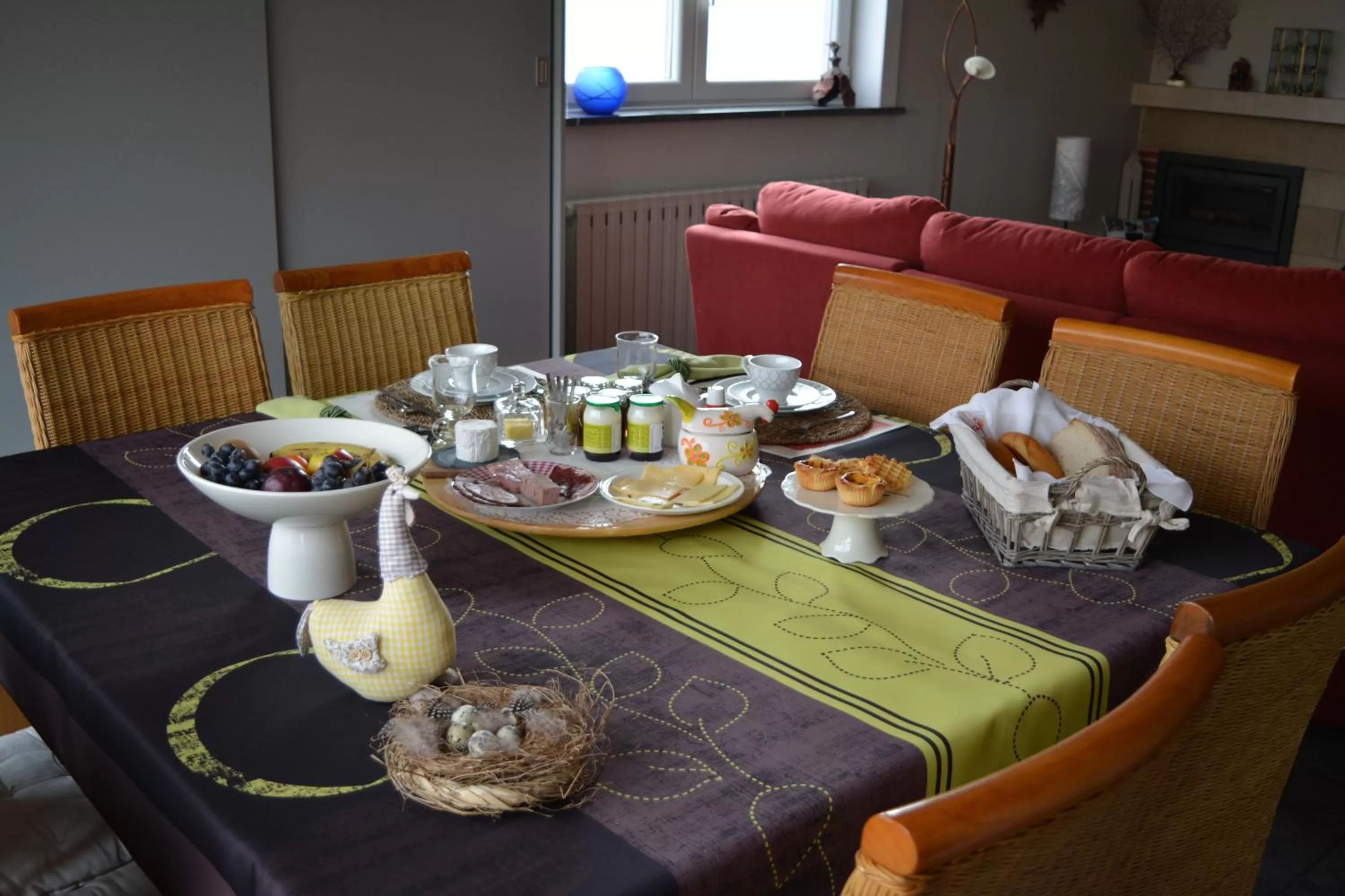 Continental breakfast in B&B A la Malogne