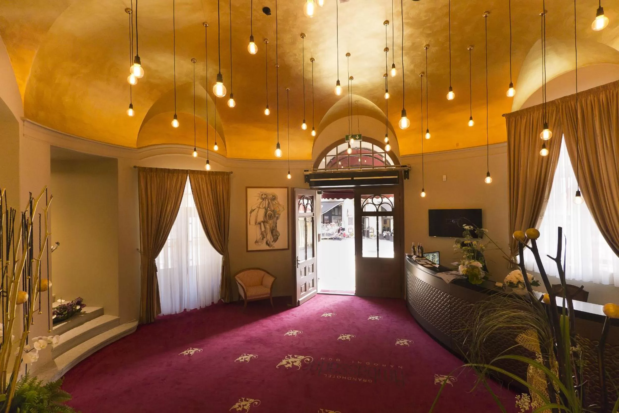 Facade/entrance in Grandhotel Ambassador Národní Dům