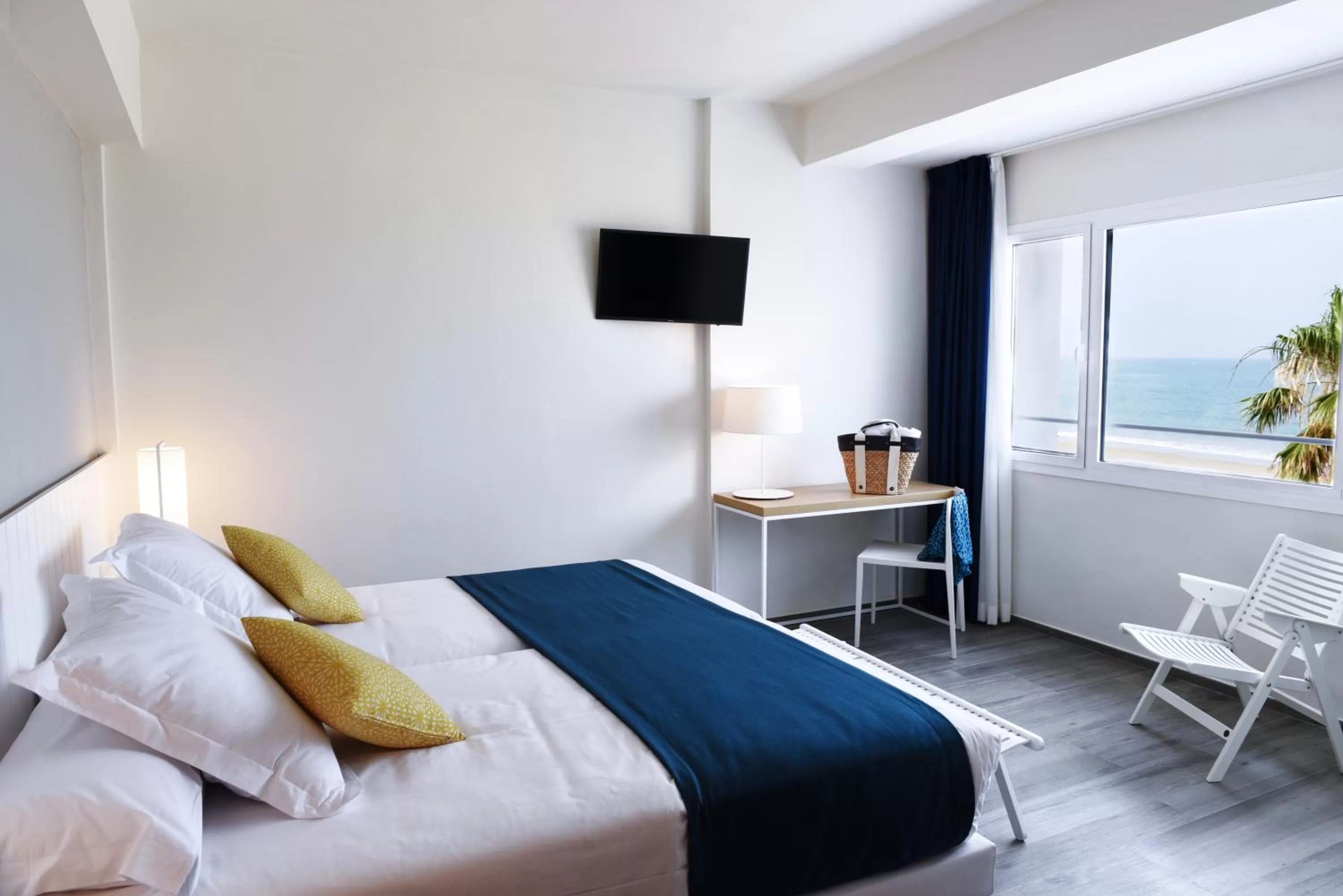 Photo of the whole room, Bed in Hotel Agaró