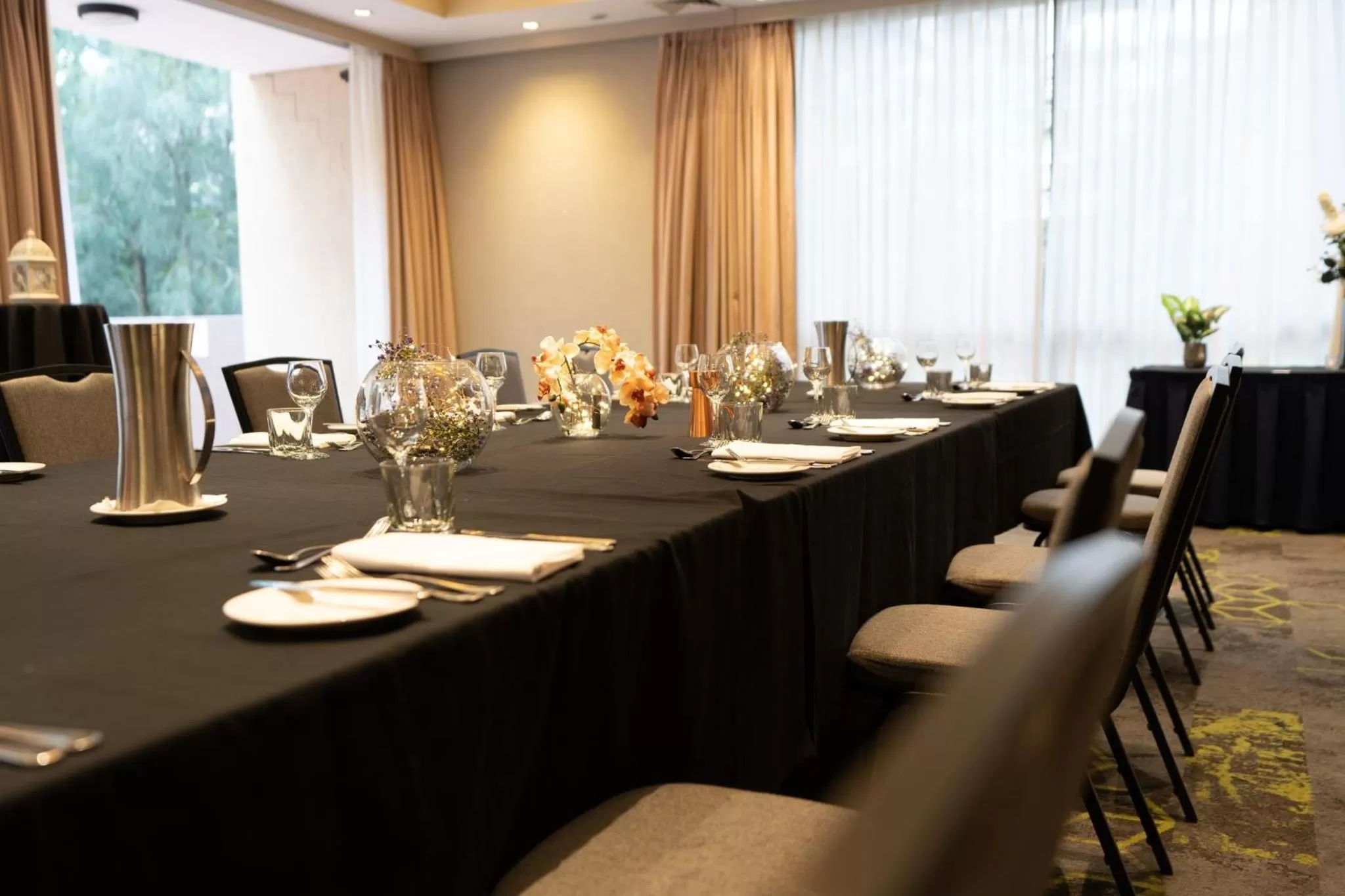 Meeting/conference room in Holiday Inn Parramatta by IHG