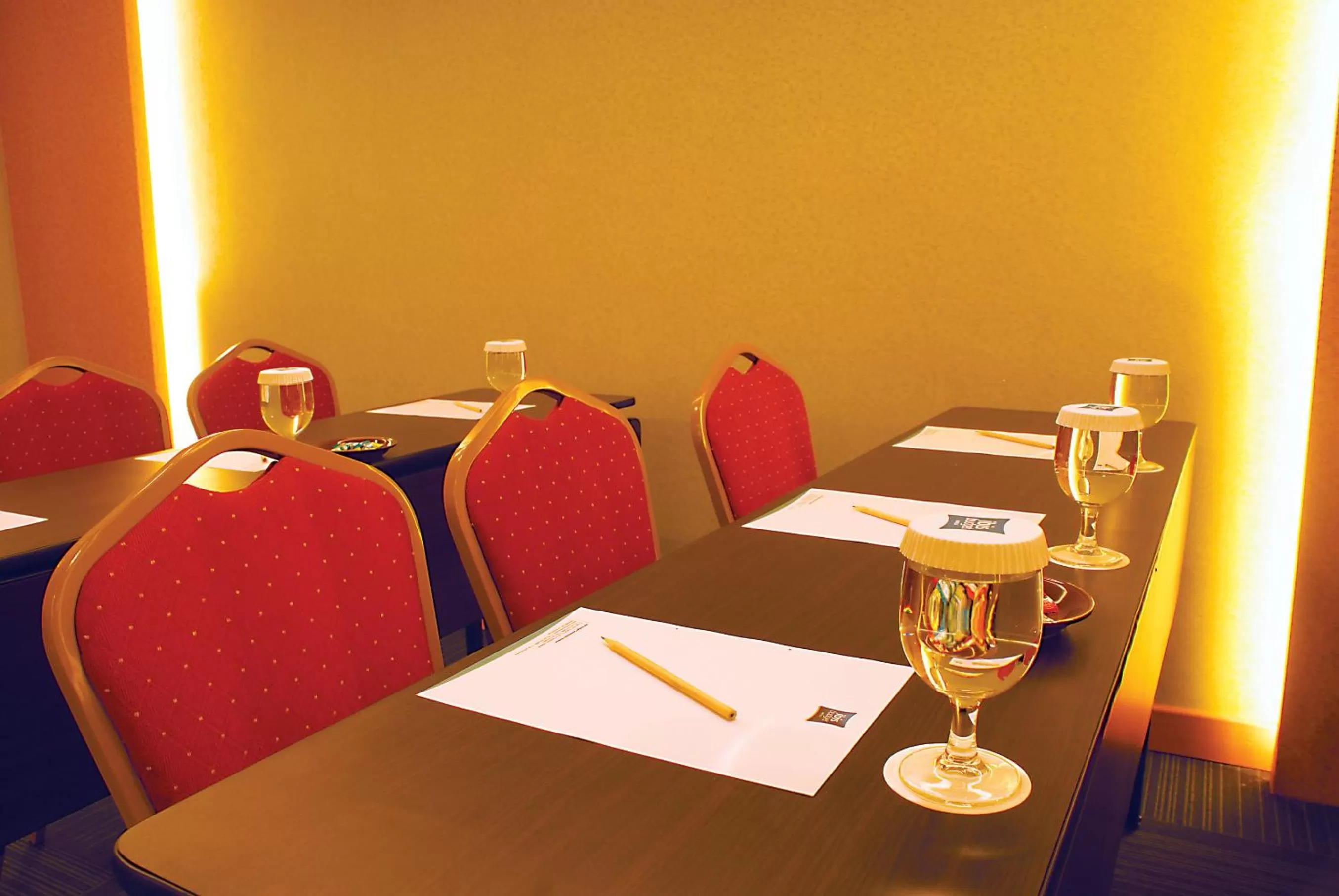 Banquet/Function facilities in Ibis Budget Semarang Tendean