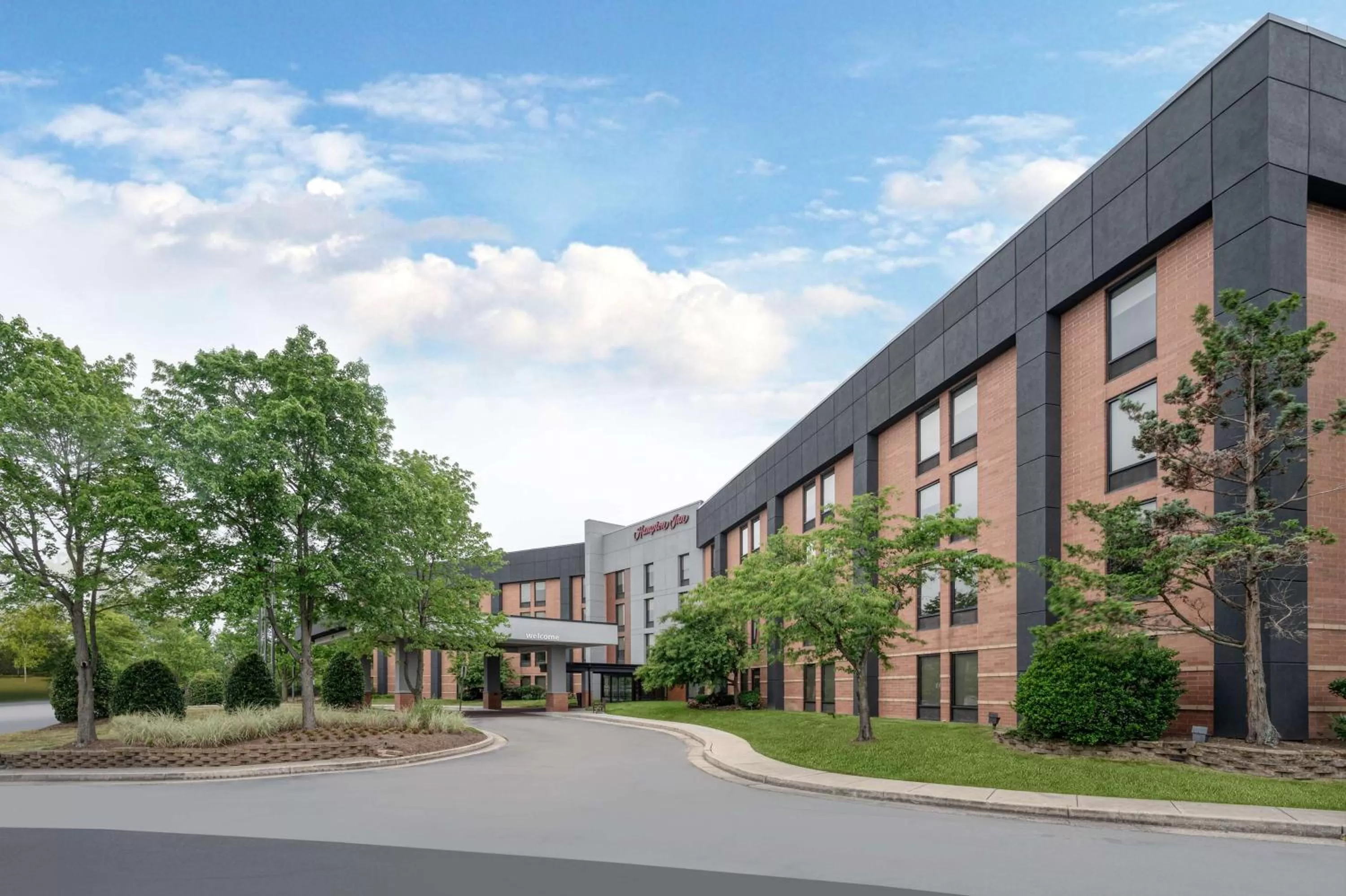 Property building in Hampton Inn Baltimore/White Marsh