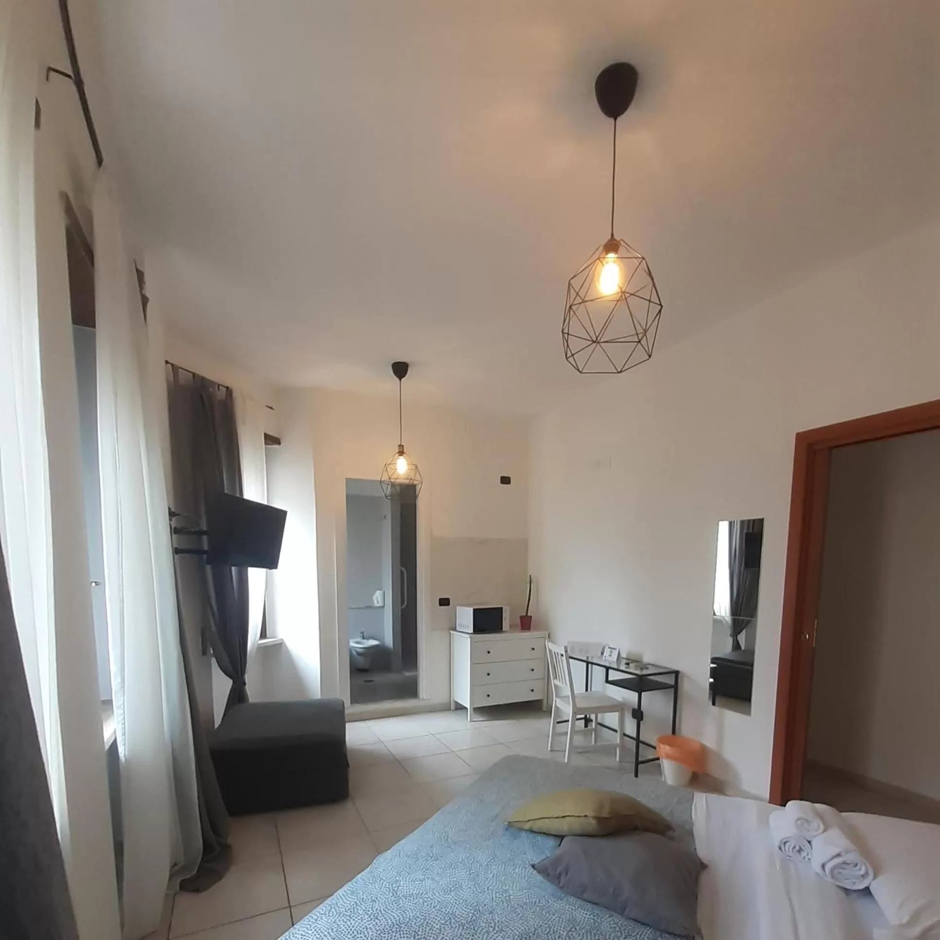 TV/Entertainment Center in B&B 30 mt dal Duomo