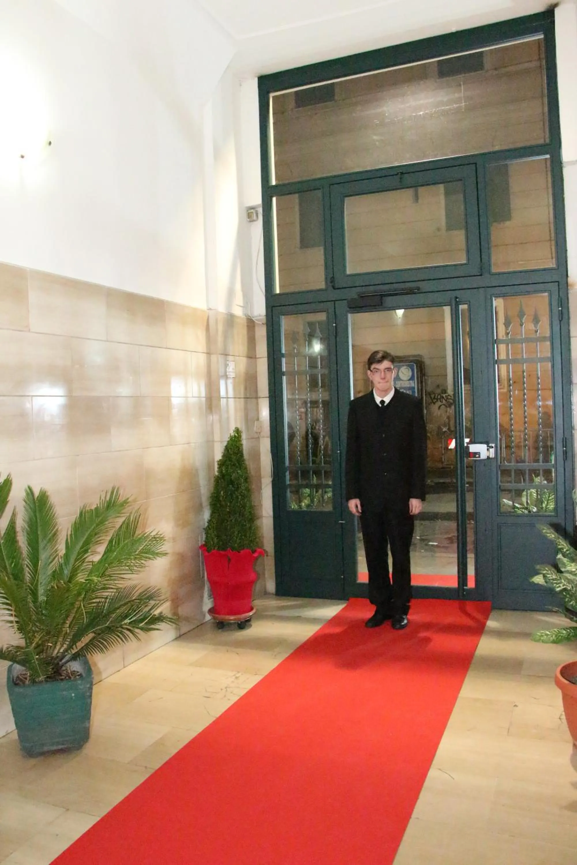 People in Hotel Mirage