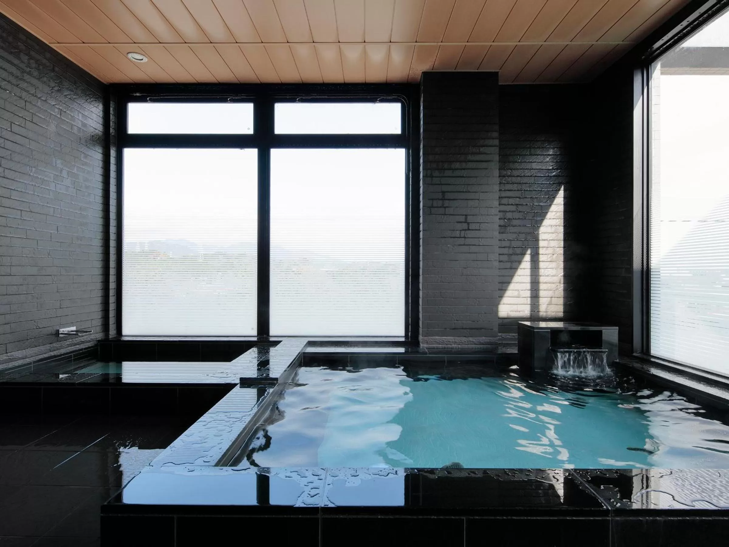 Public Bath in Candeo Hotels Kameyama