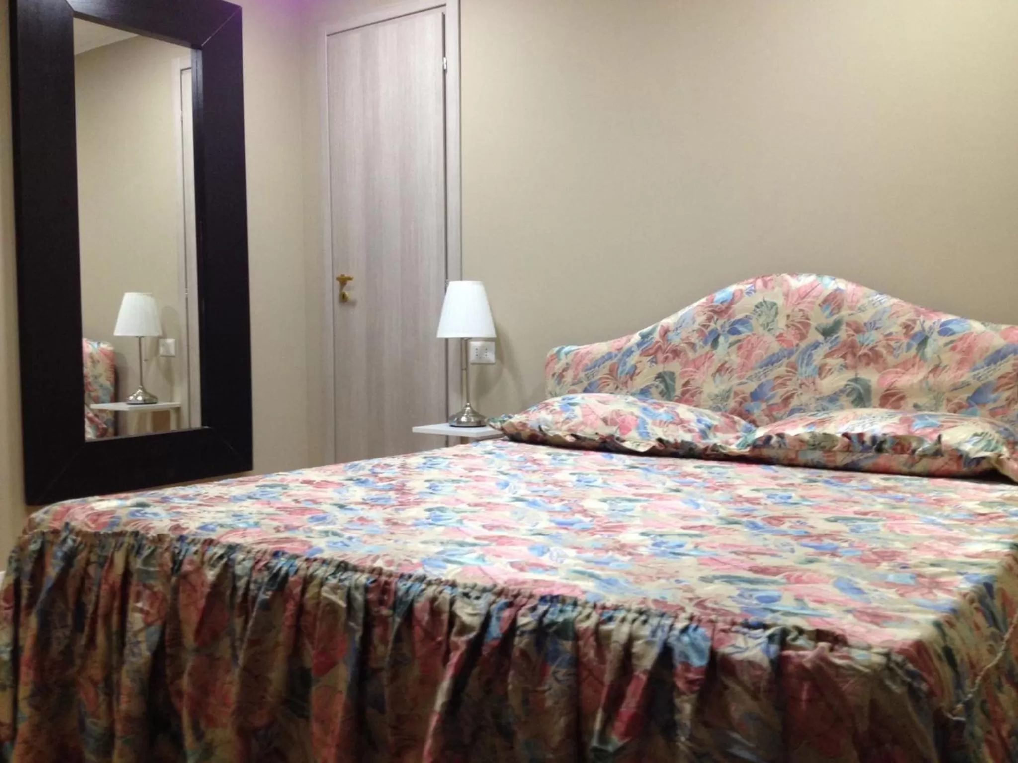 Bedroom, Bed in B&B Napoli Centro Storico