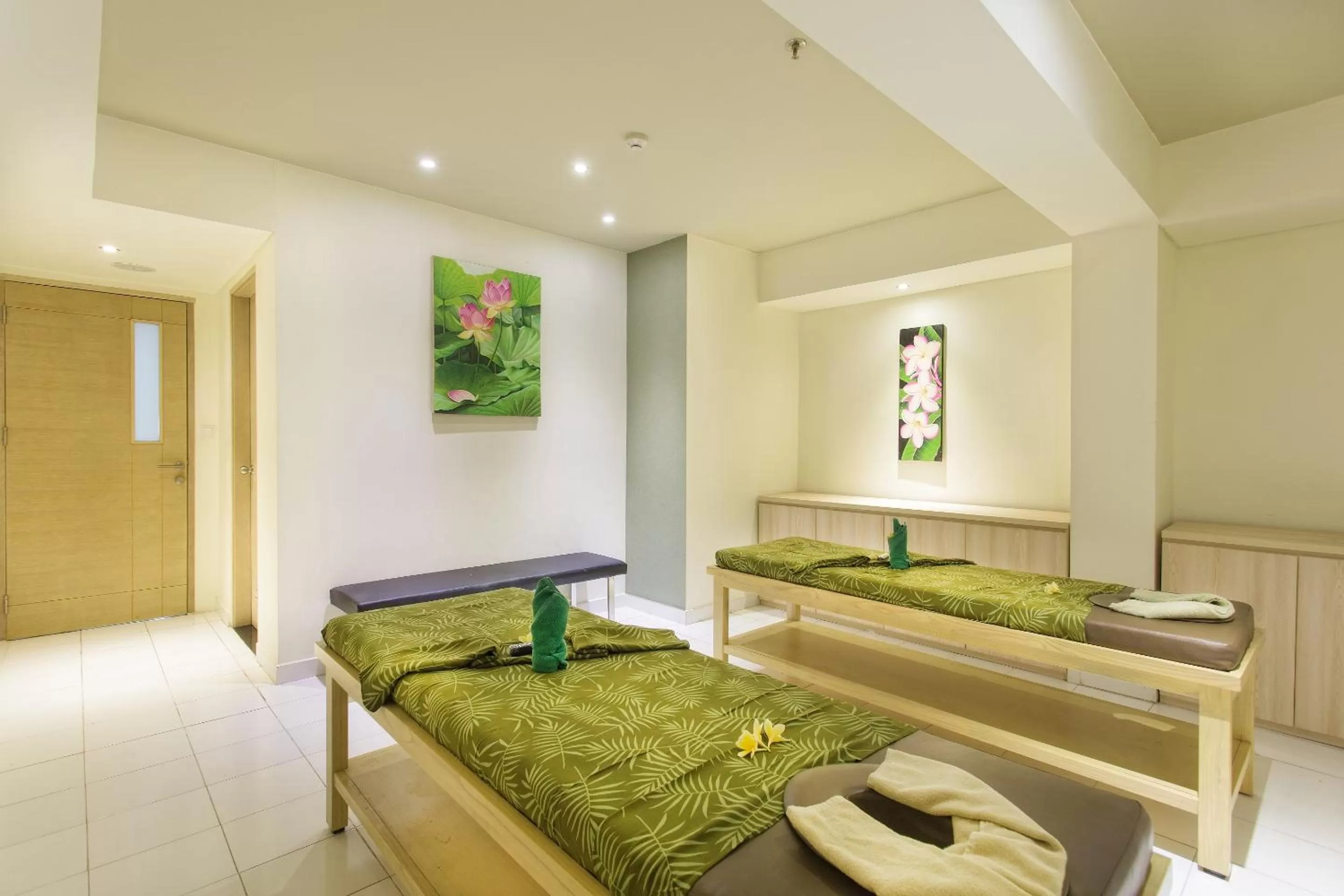 Spa and wellness centre/facilities, Bed in MaxOneHotels at Bukit Jimbaran