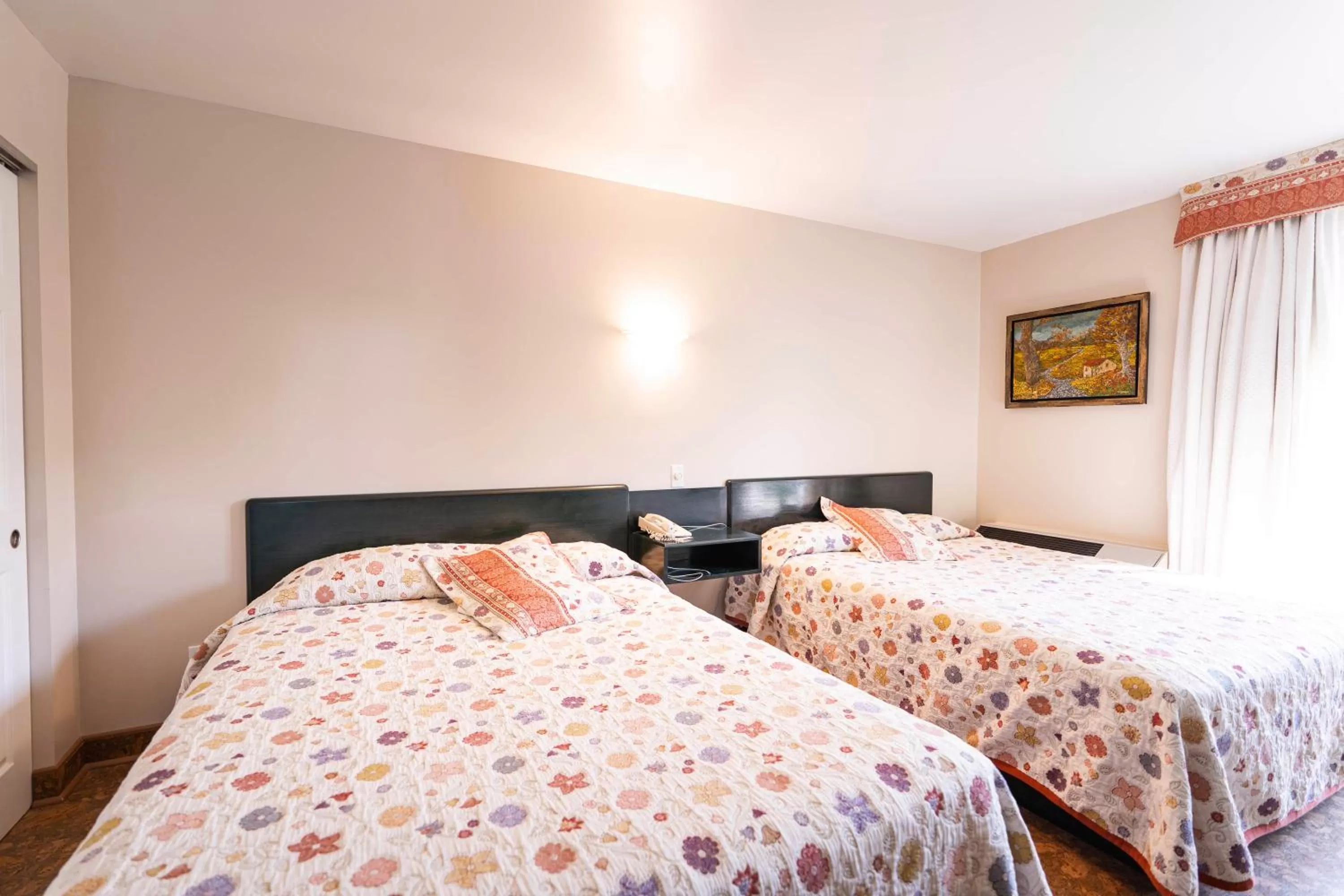 Bed in Auberge Harris