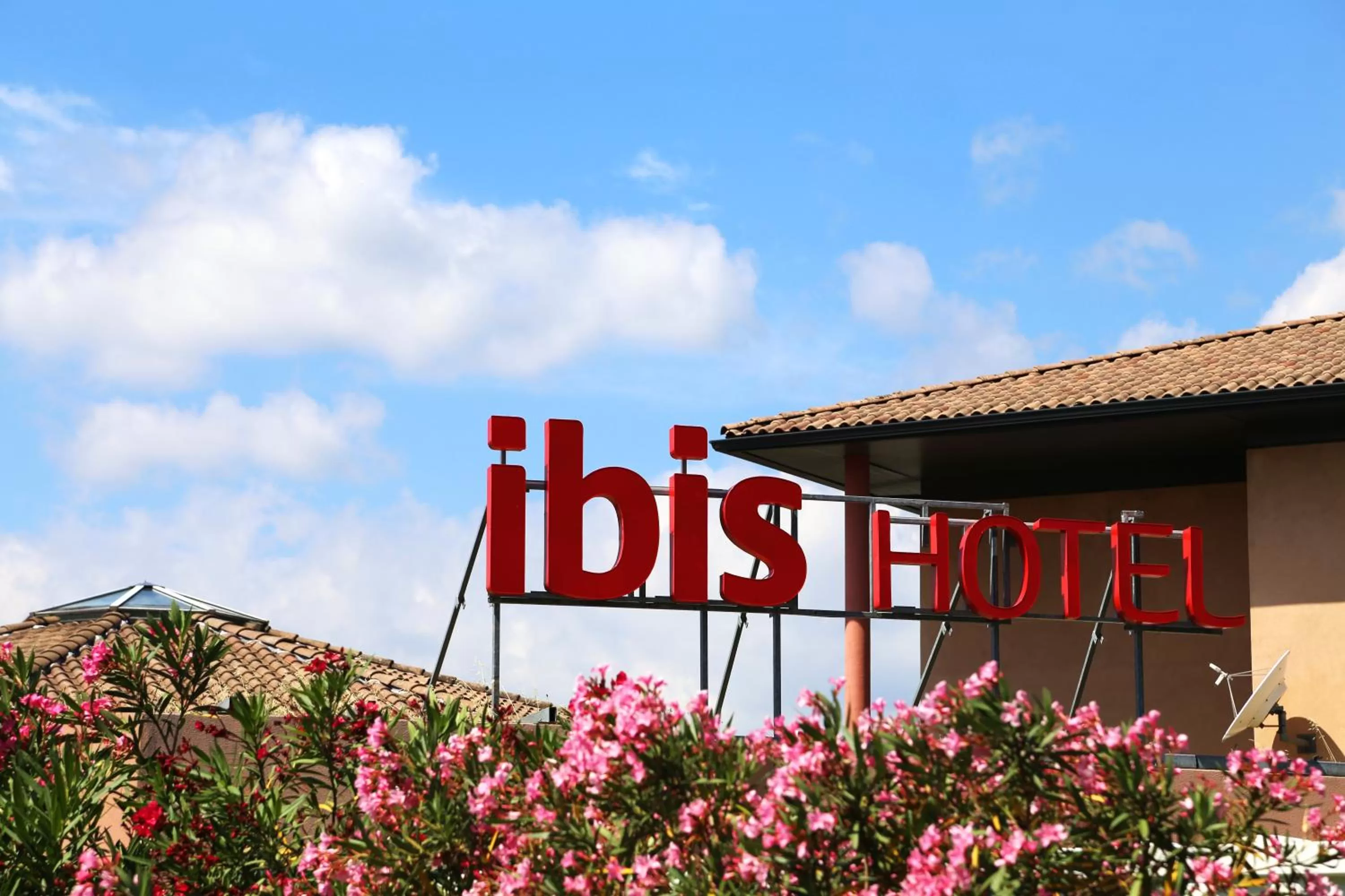Other in ibis Aubenas
