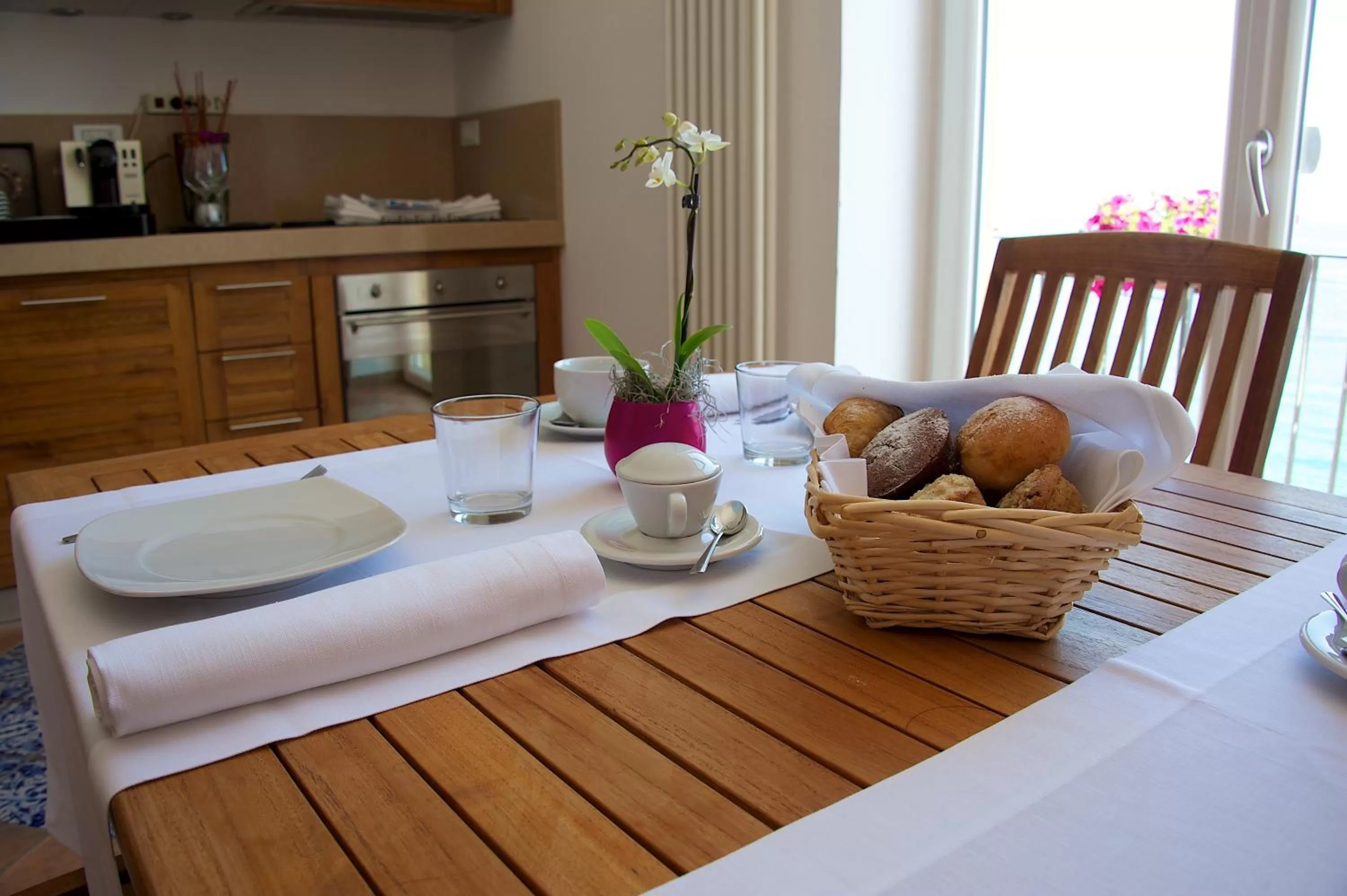 Restaurant/places to eat in Villa Lieta