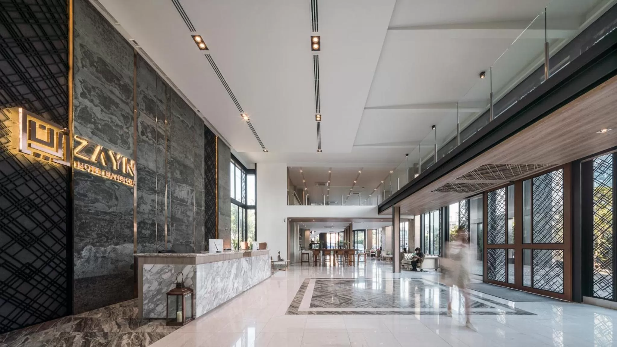 Lobby or reception in Zayn Hotel Bangkok - Airport Link Access