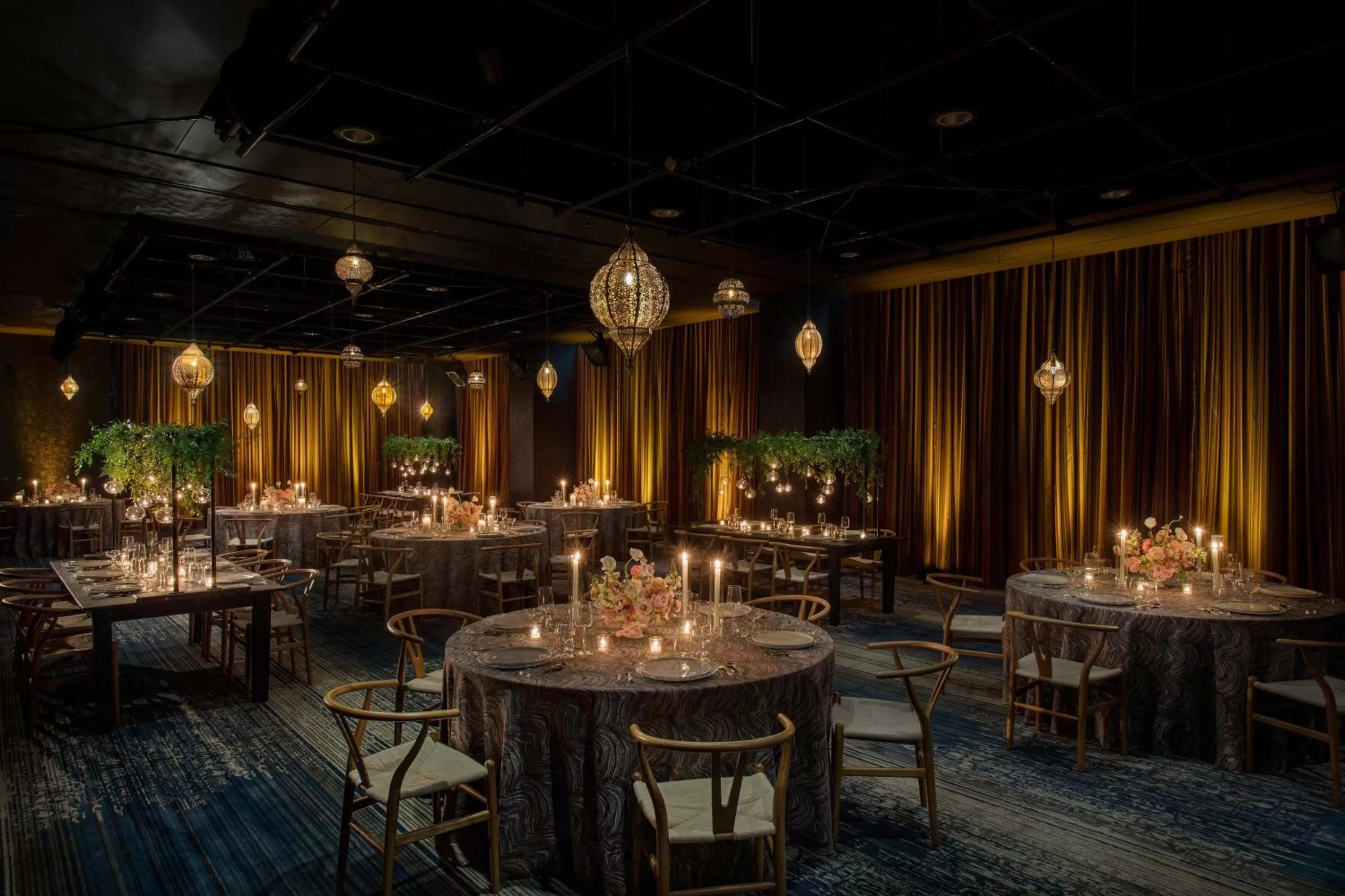 Lobby or reception in W Philadelphia