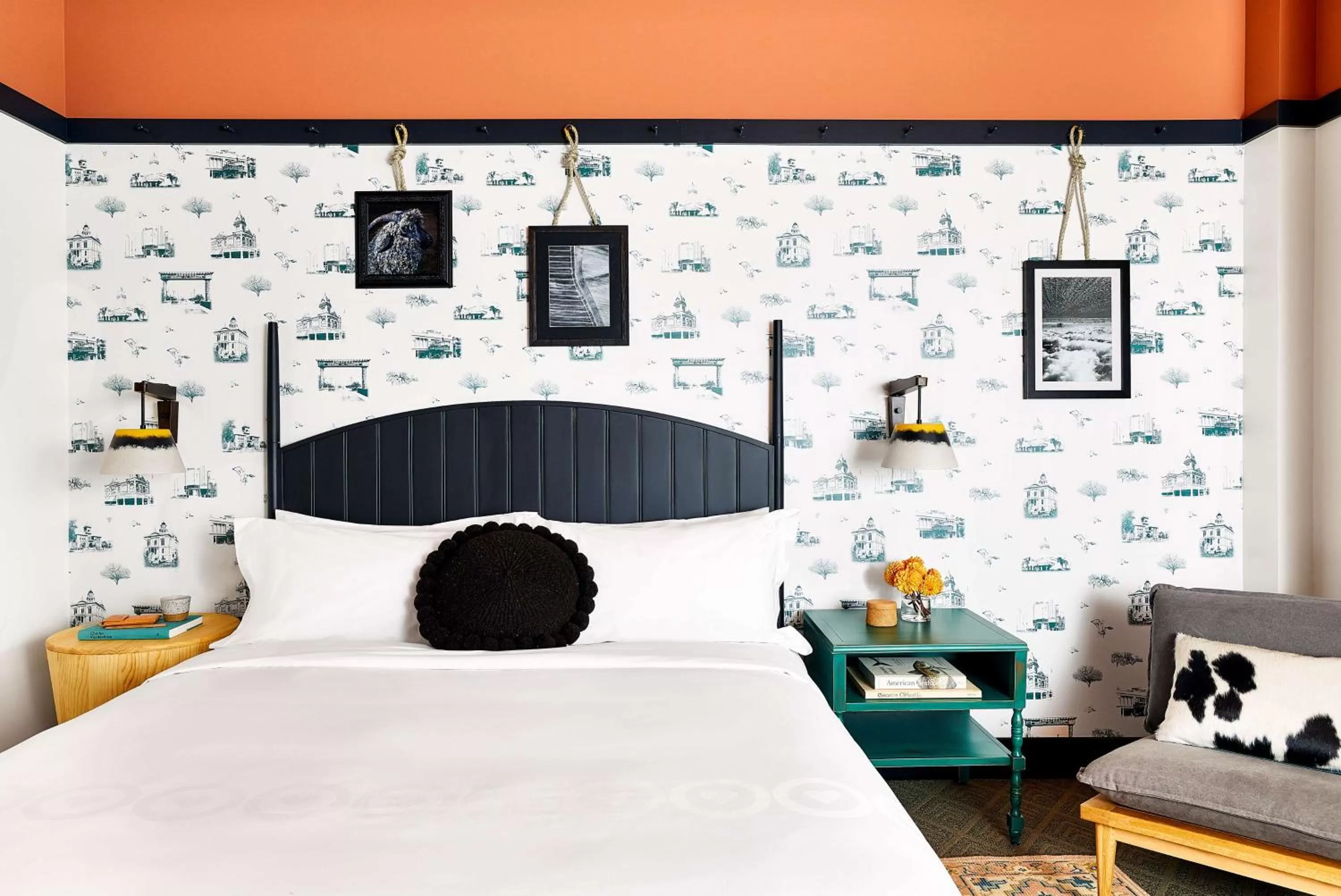 Bed in El Capitan Hotel