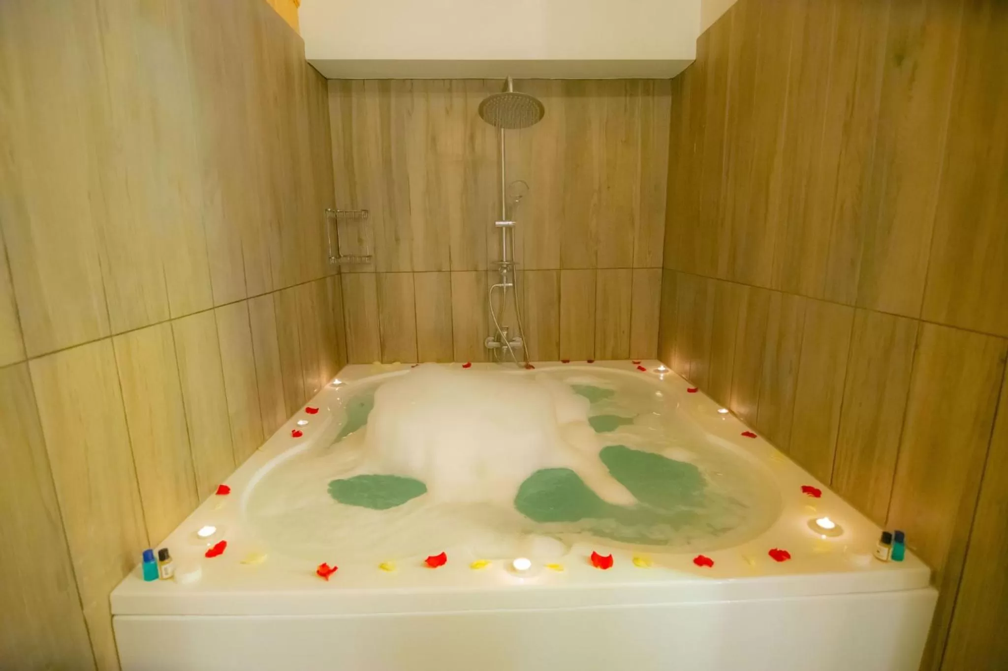 Bathroom in Sandal Otel