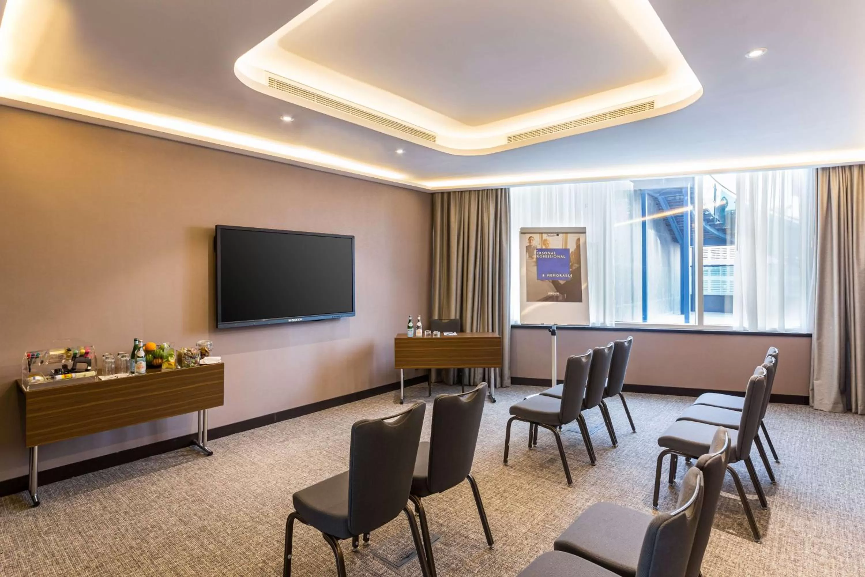 Business facilities in Radisson Blu Hotel, Dubai Canal View