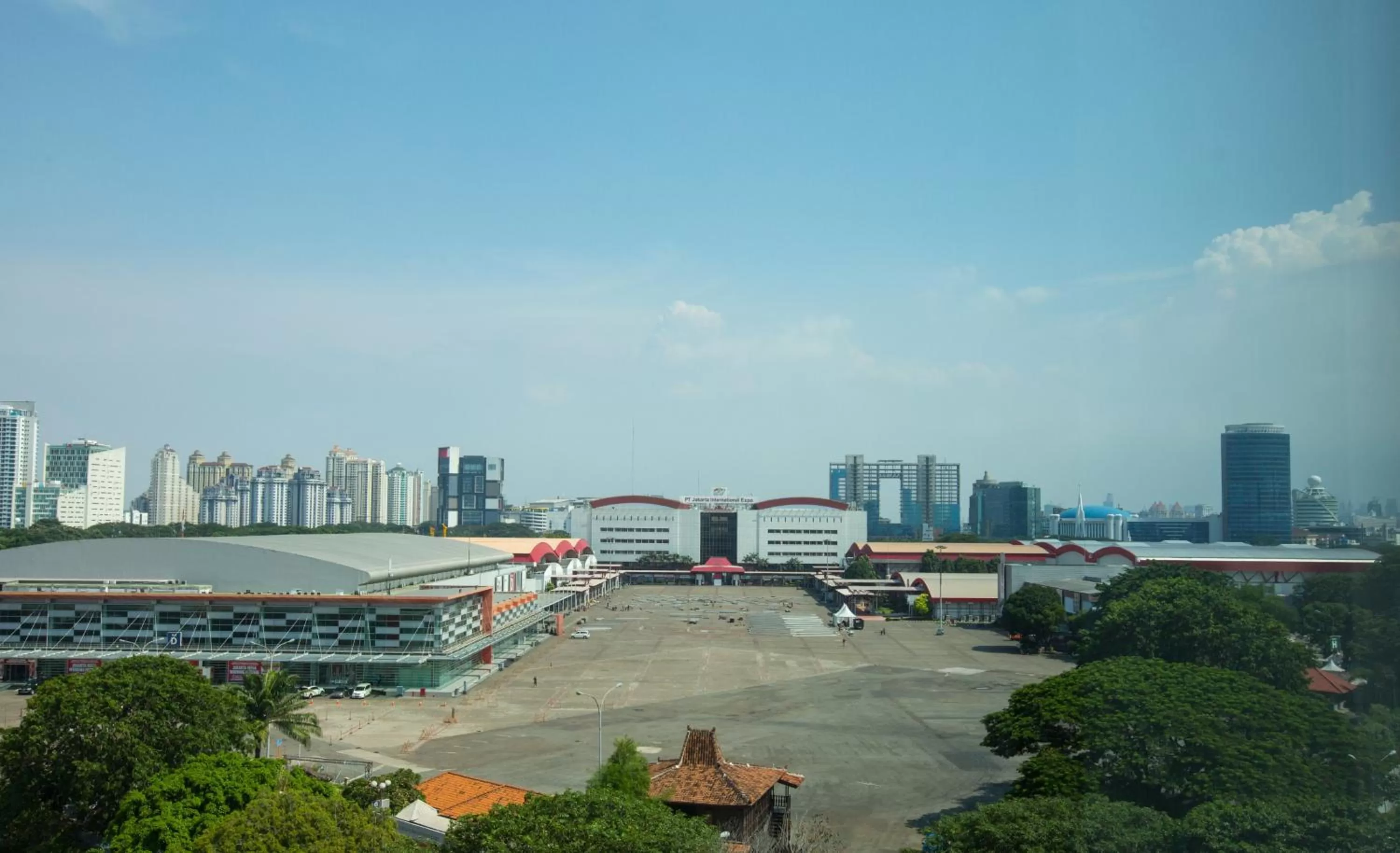 Photo of the whole room in Holiday Inn Express Jakarta International Expo by IHG