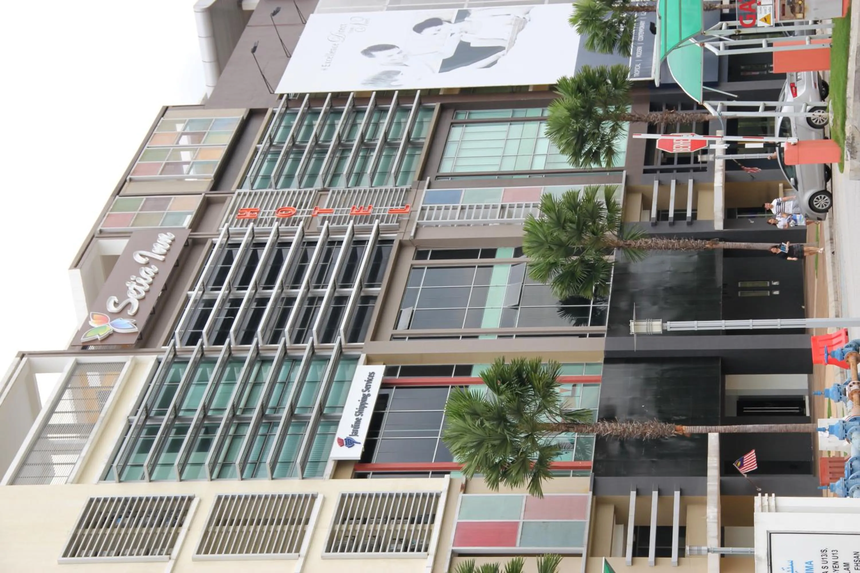 Area and facilities in Setia Inn