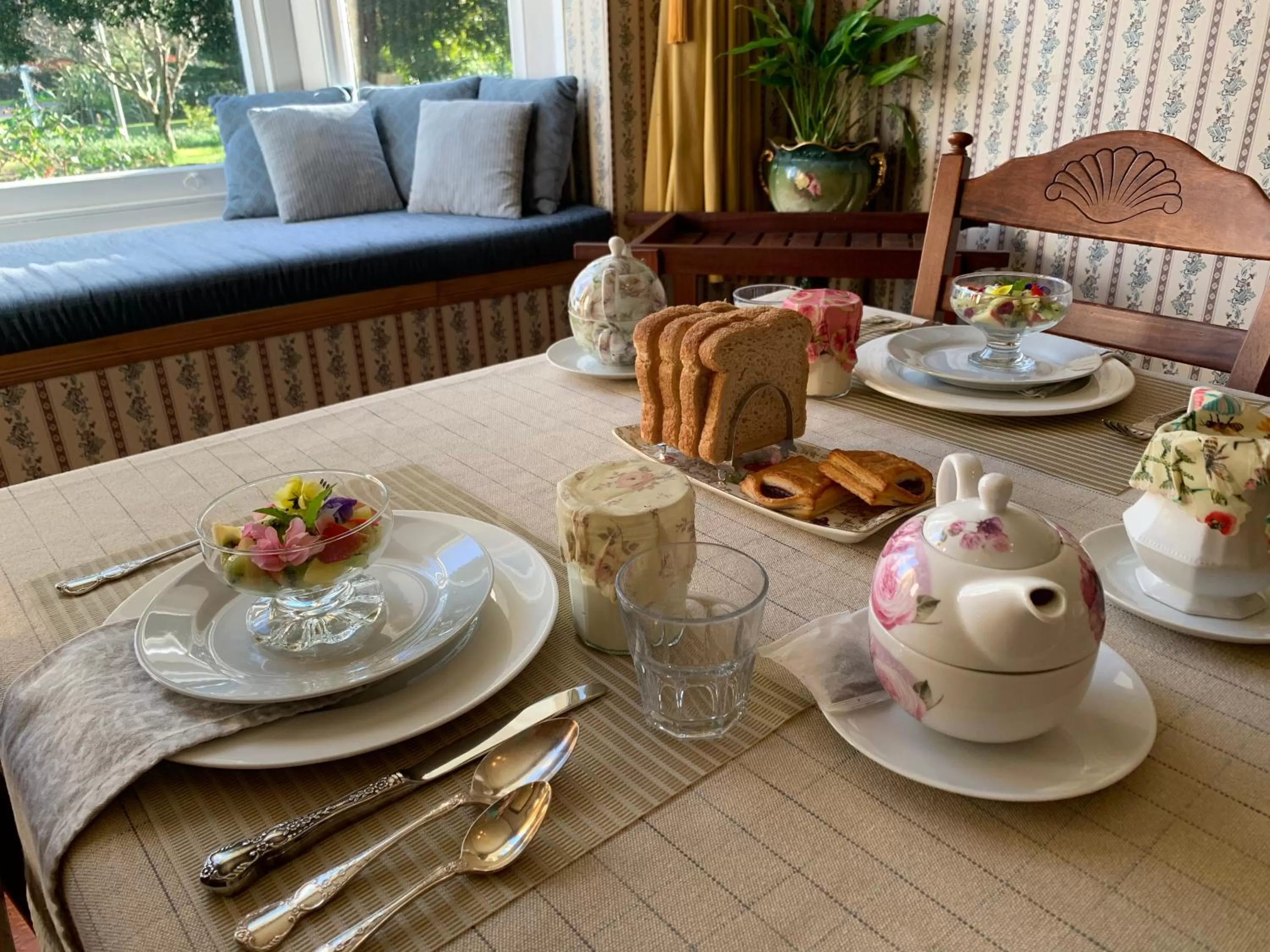 Food and drinks in Karamana Homestead (1872)