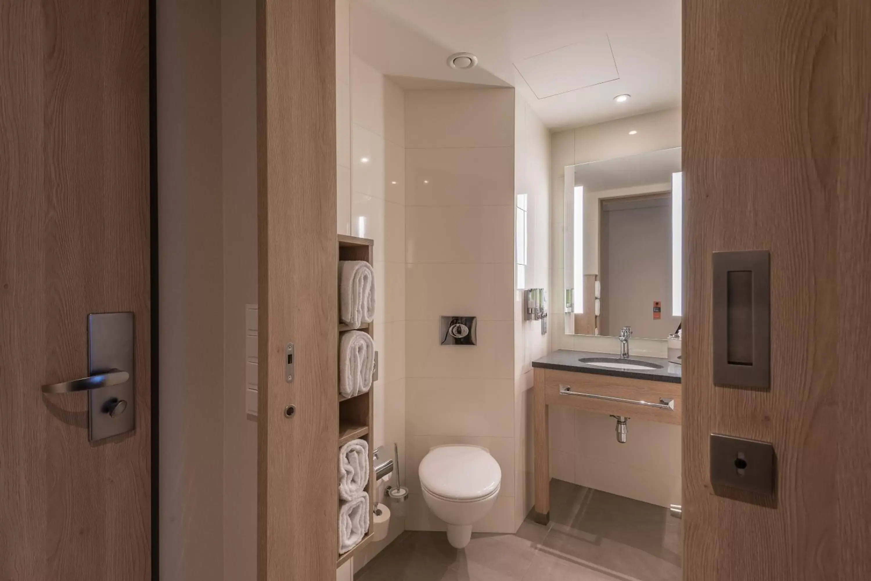 Twin Room in Hampton By Hilton Freiburg Twin Room in Hampton By Hilton Freiburg