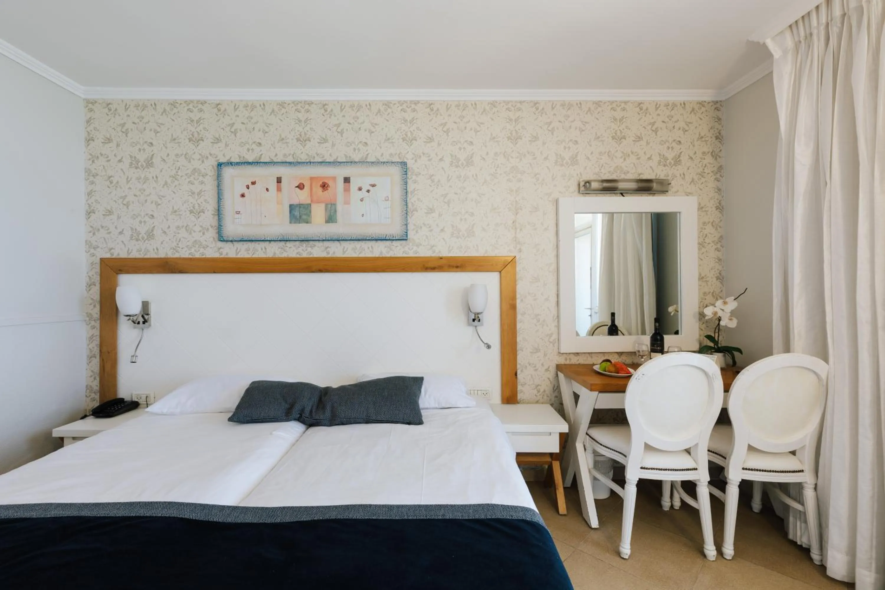 Bed in Residence Hotel