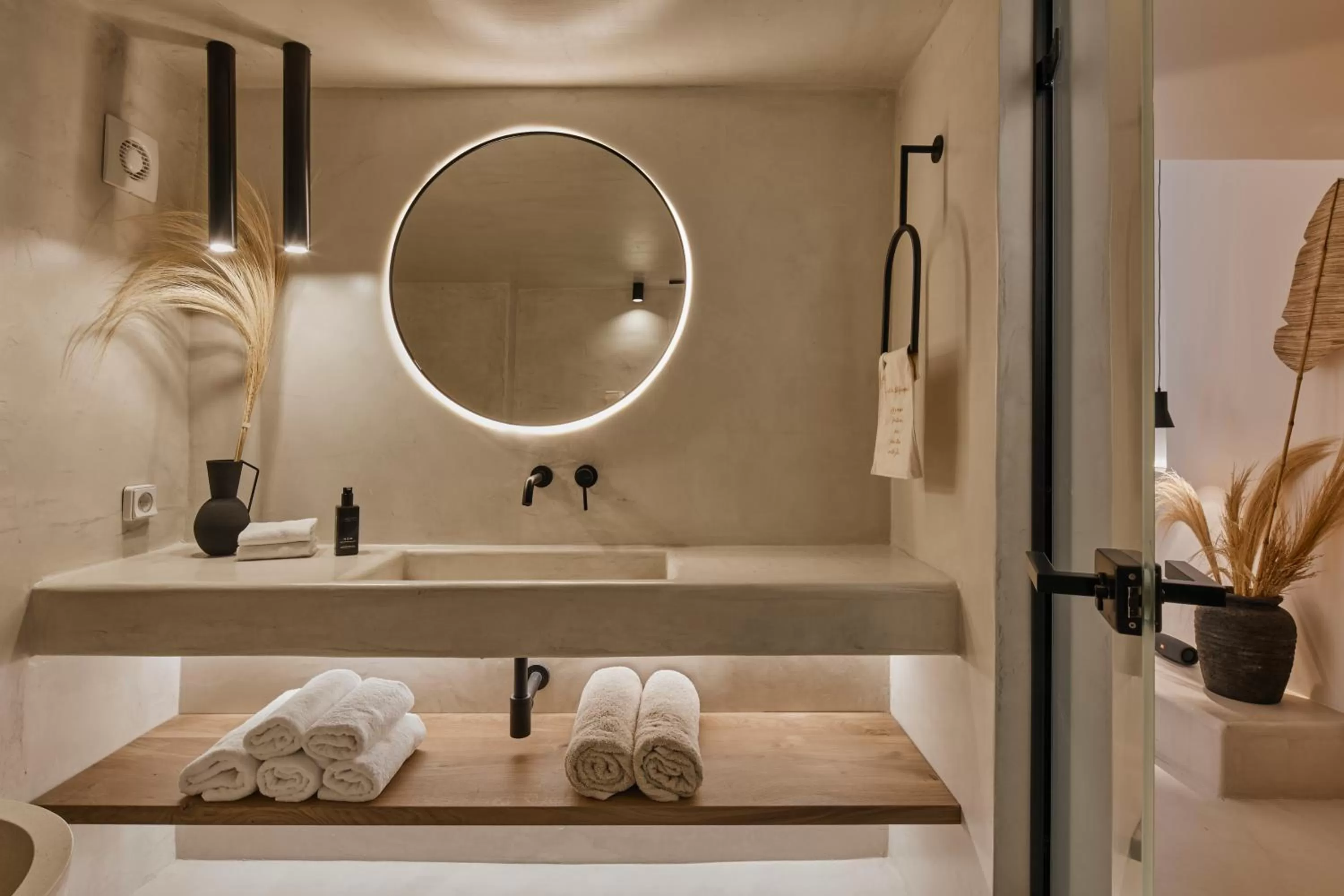 Bathroom in U & ME SUITES