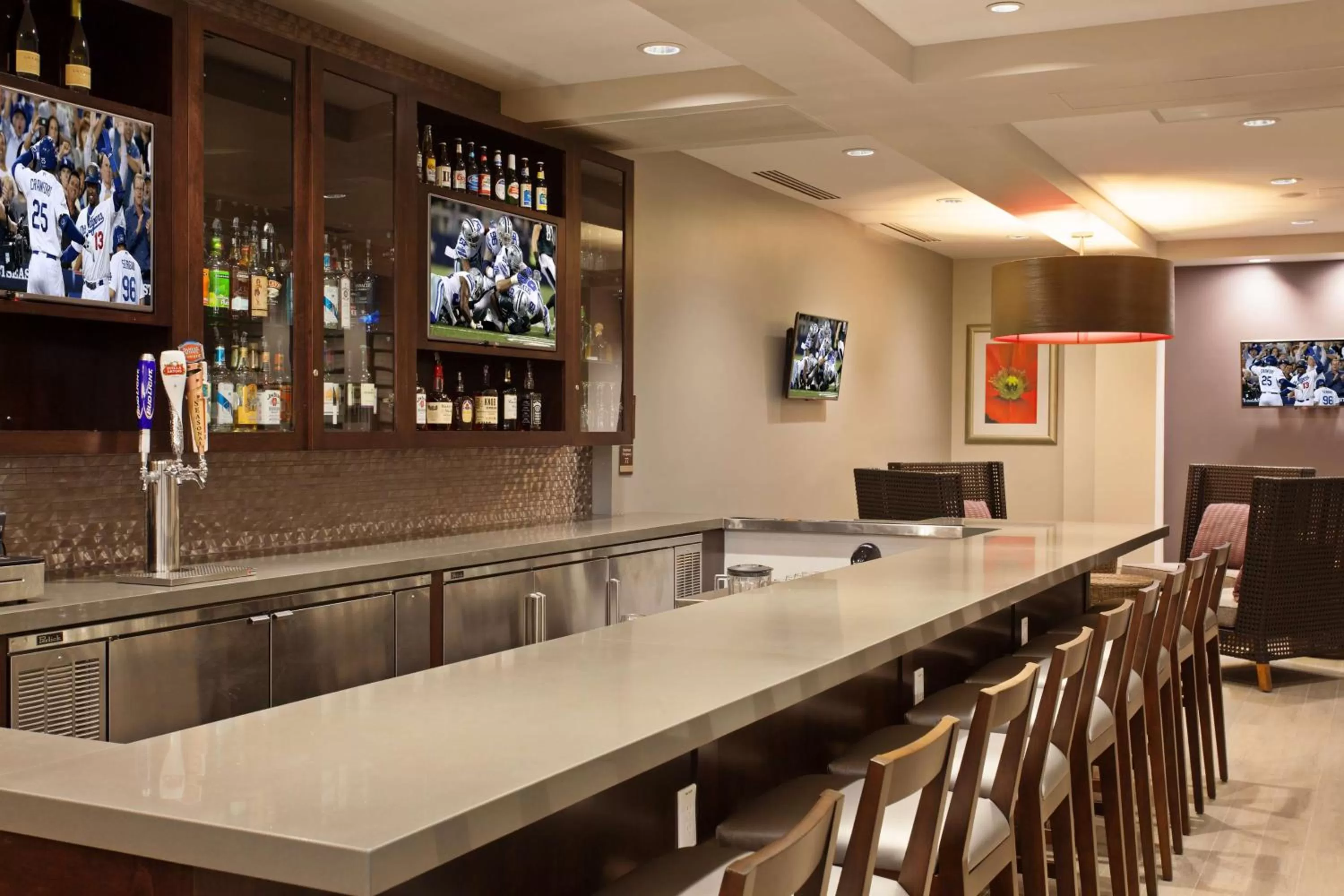 Restaurant/places to eat in Hilton Garden Inn Irvine/Orange County Airport