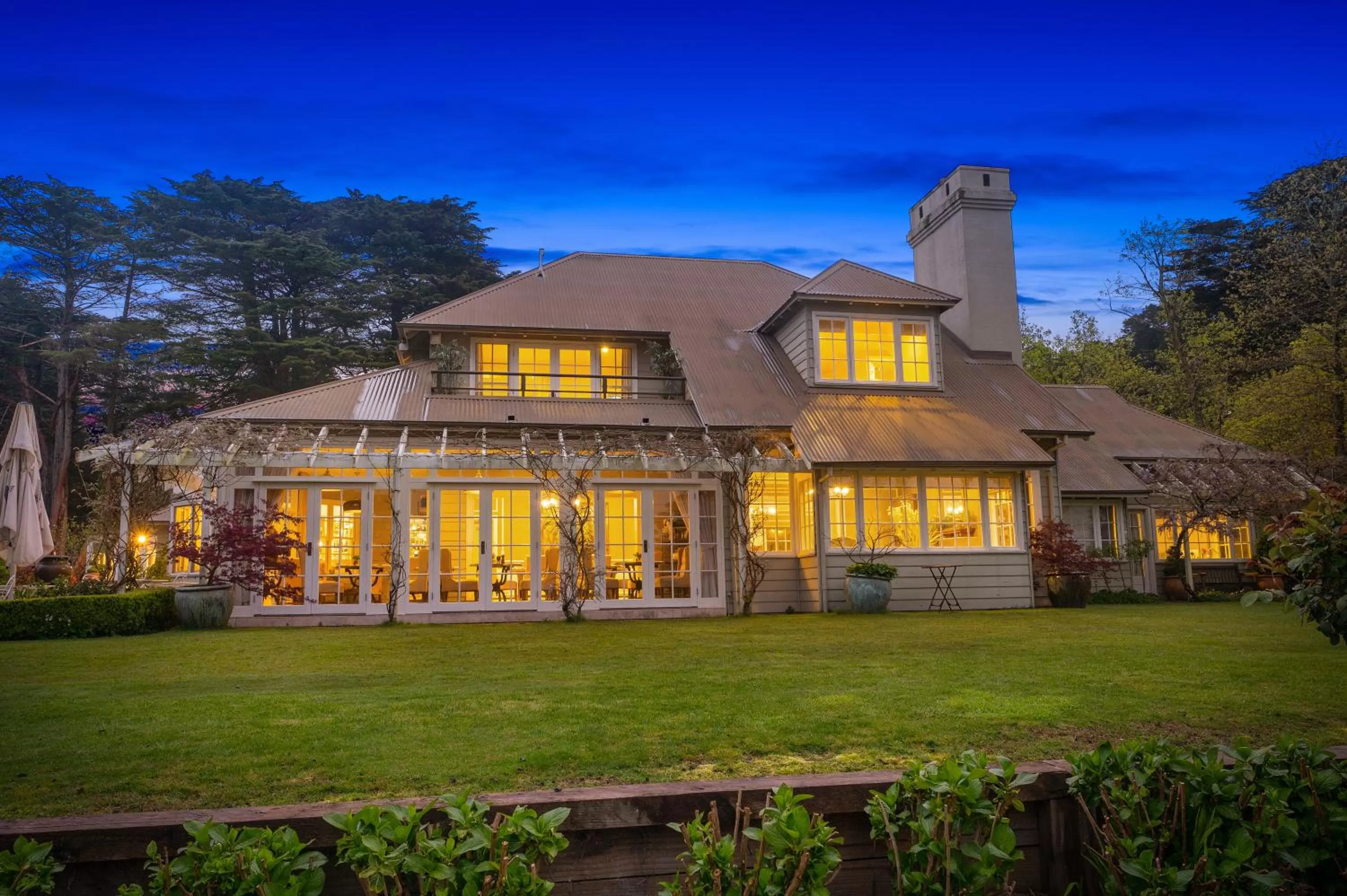 Property building in Parklands Country Gardens & Lodges Blue Mountains