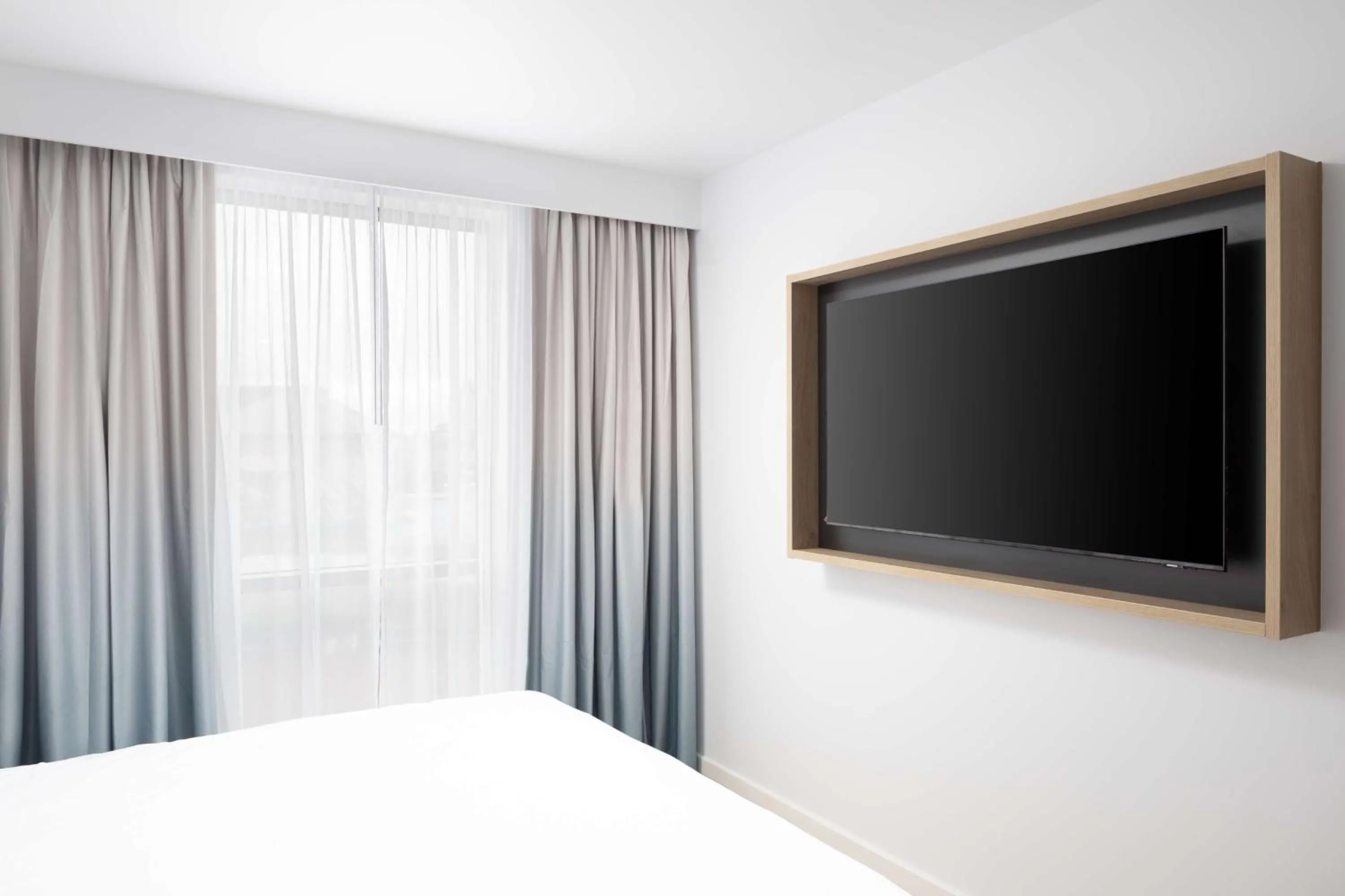 Bed in Hampton By Hilton Rochdale