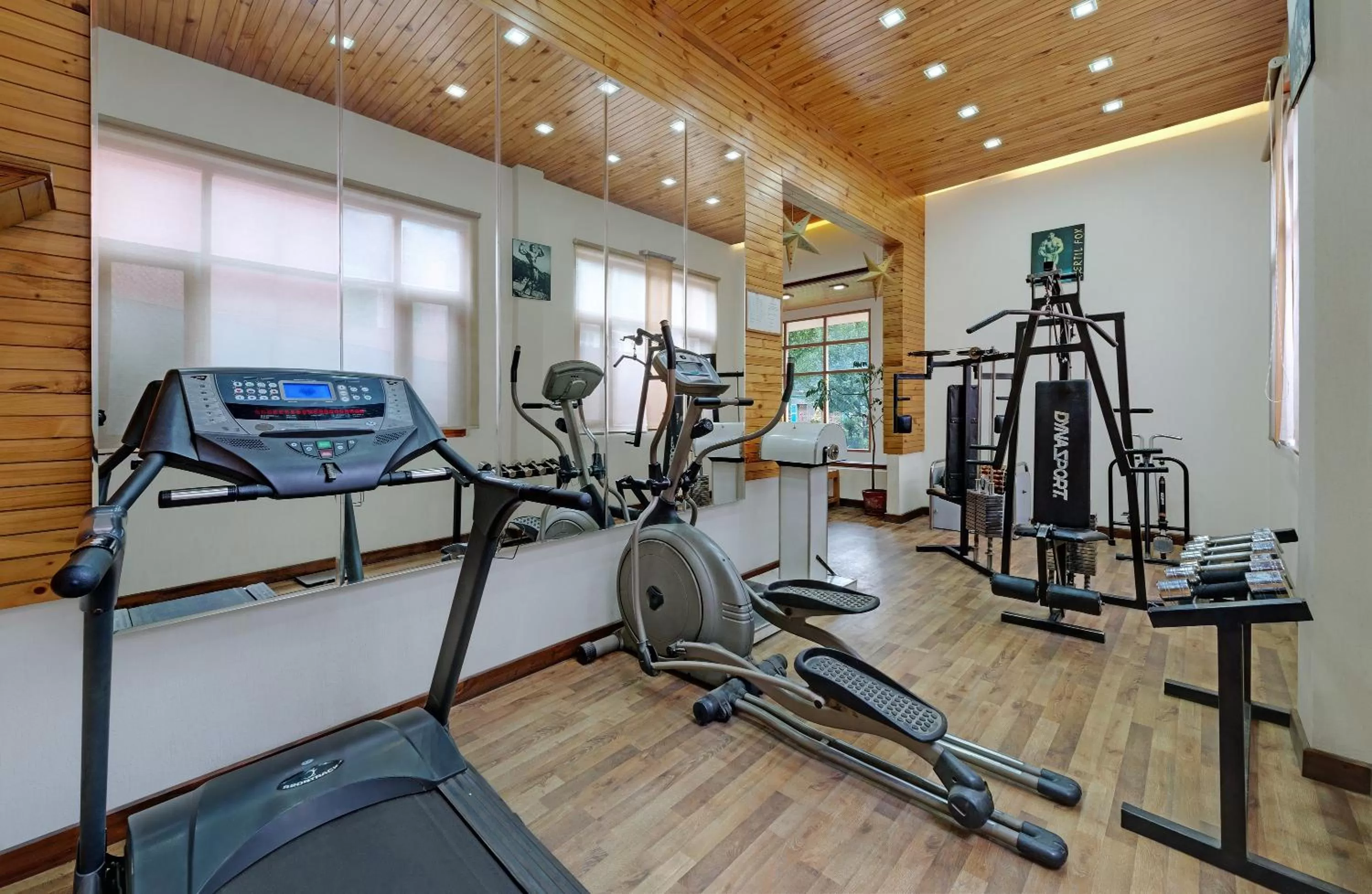 Fitness centre/facilities in Bravia Hotel Manali Inn