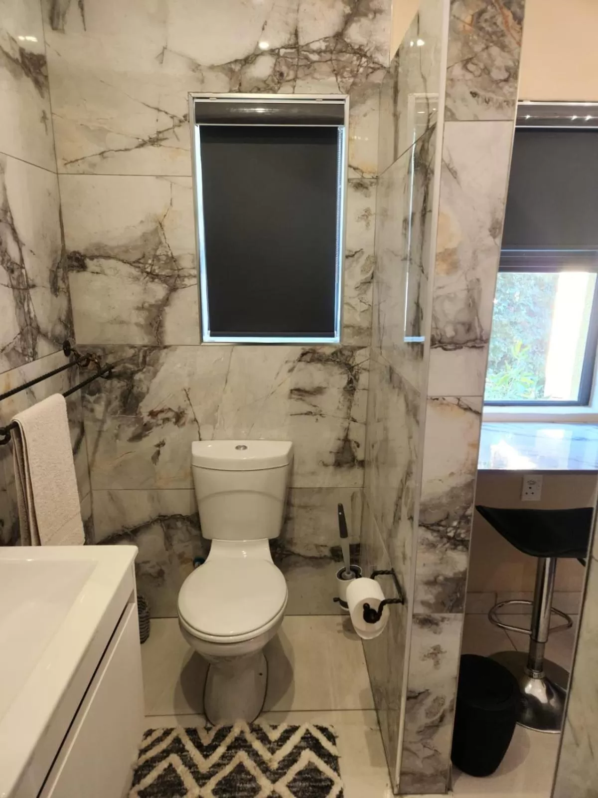 Toilet in 3 Brothers B&B