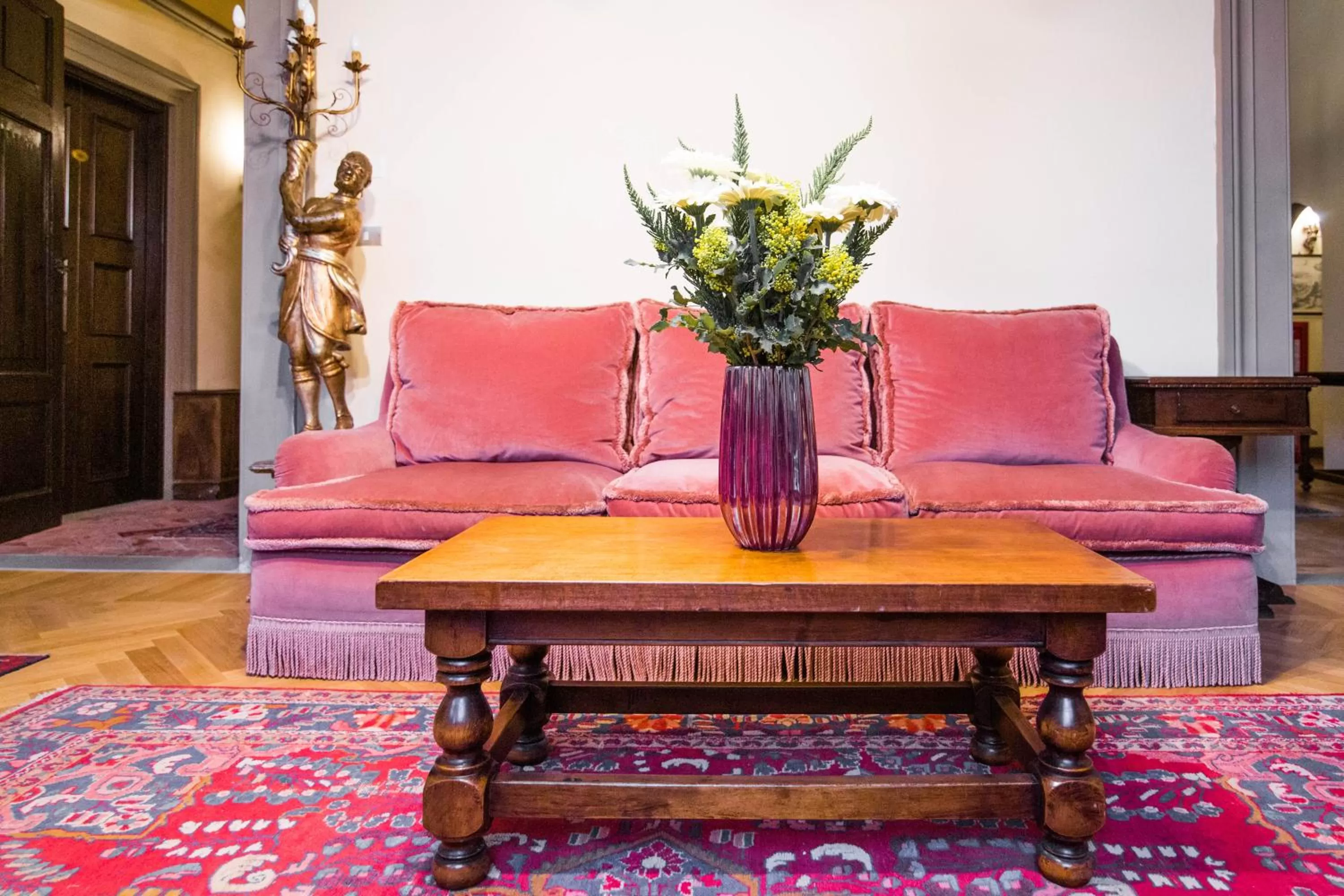 Seating Area in Hotel Monna Lisa