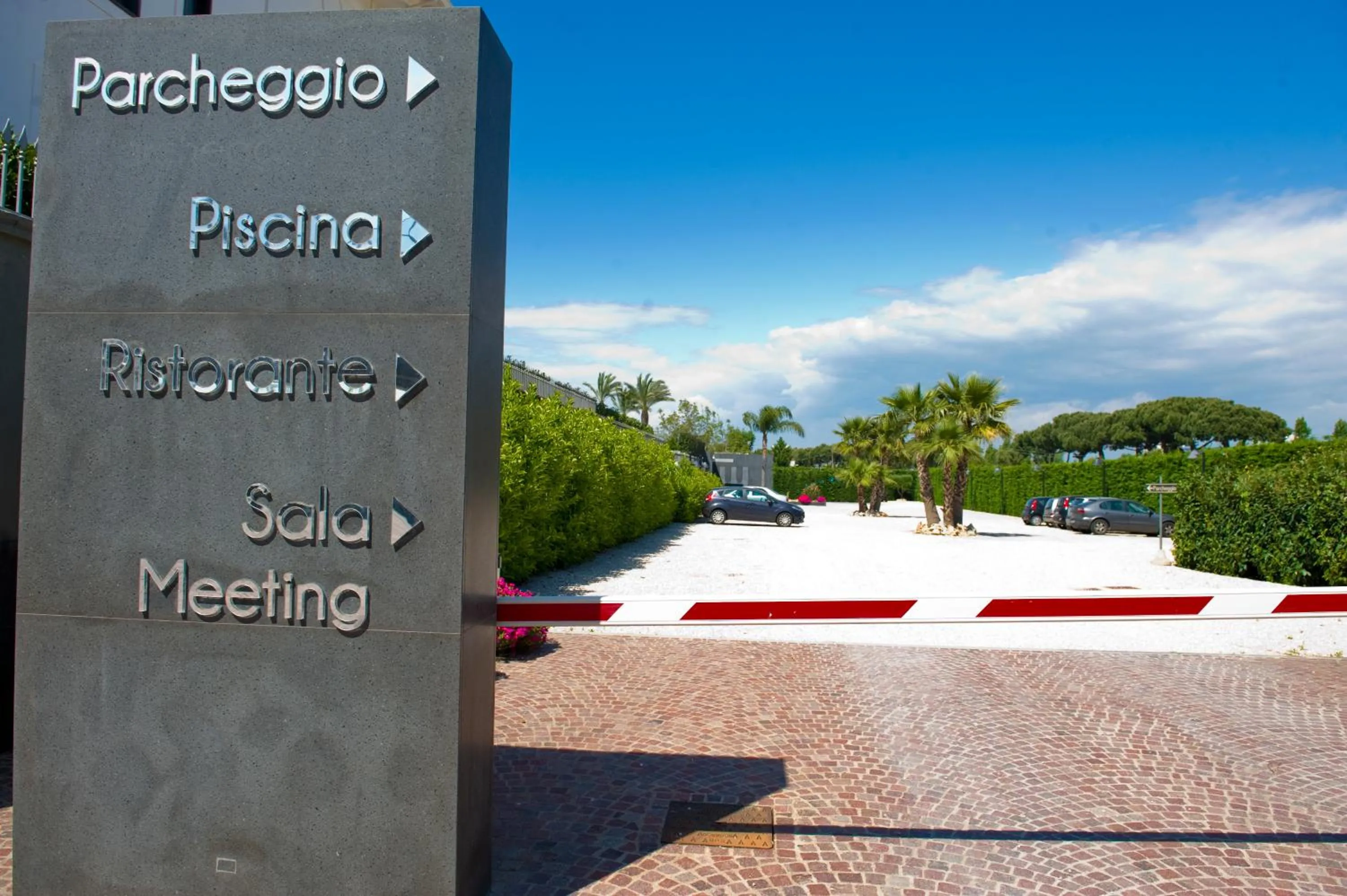 Facade/entrance in Hotel Giulia Ocean Club