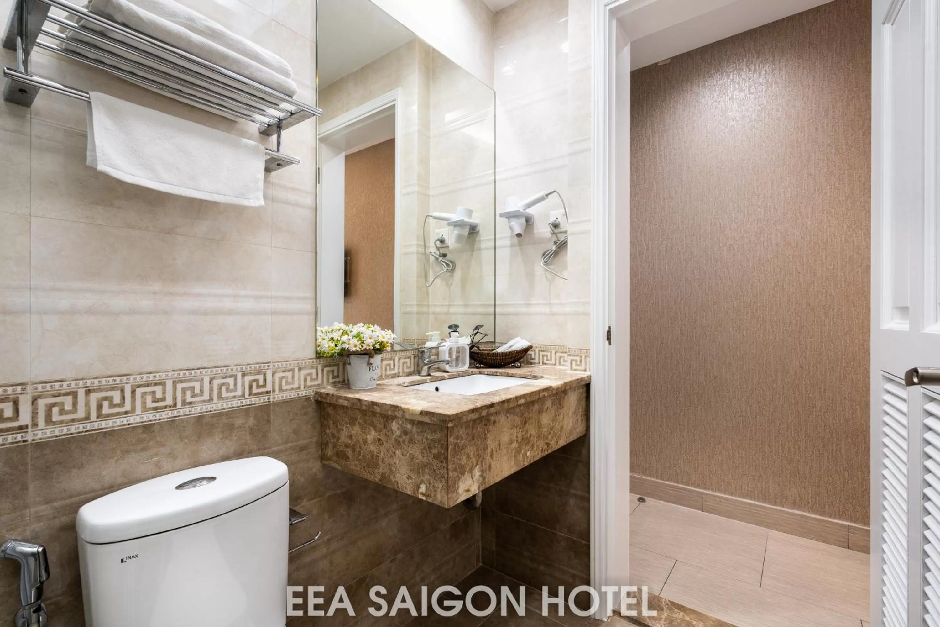 EEA Central Saigon Hotel