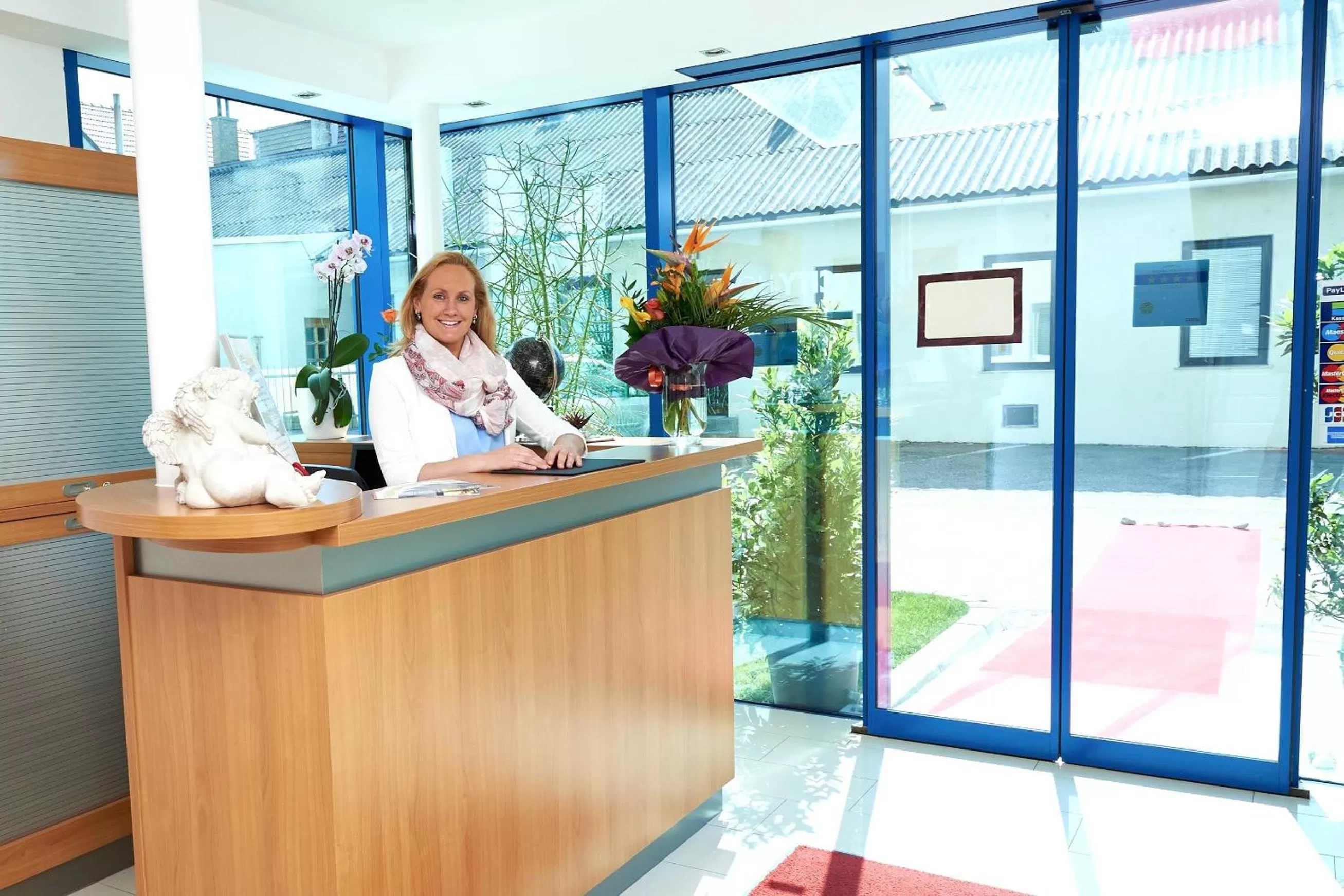 Lobby or reception in City-Hotel Mödling