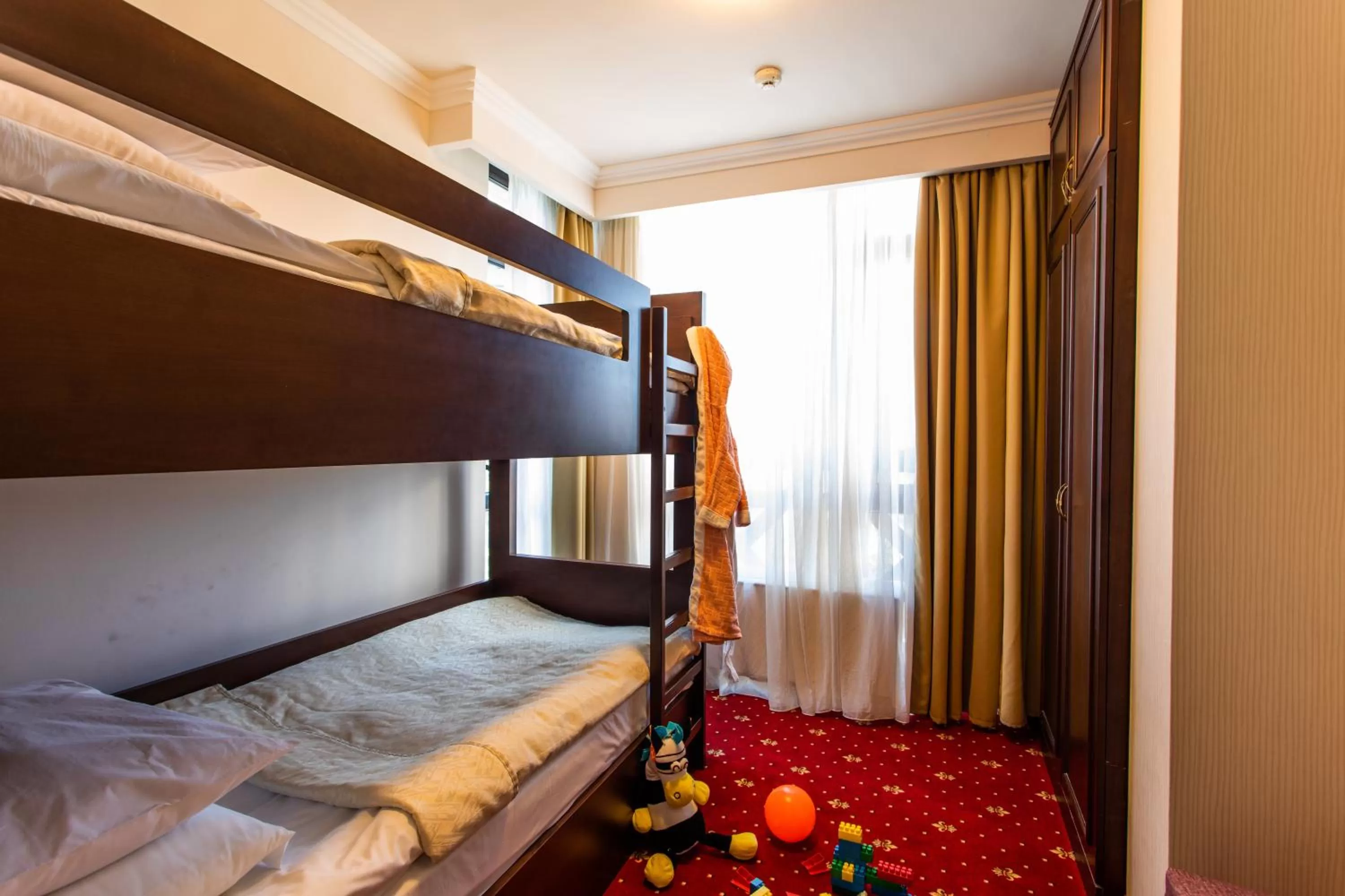 bunk bed, Bed in Premier Luxury Mountain Resort