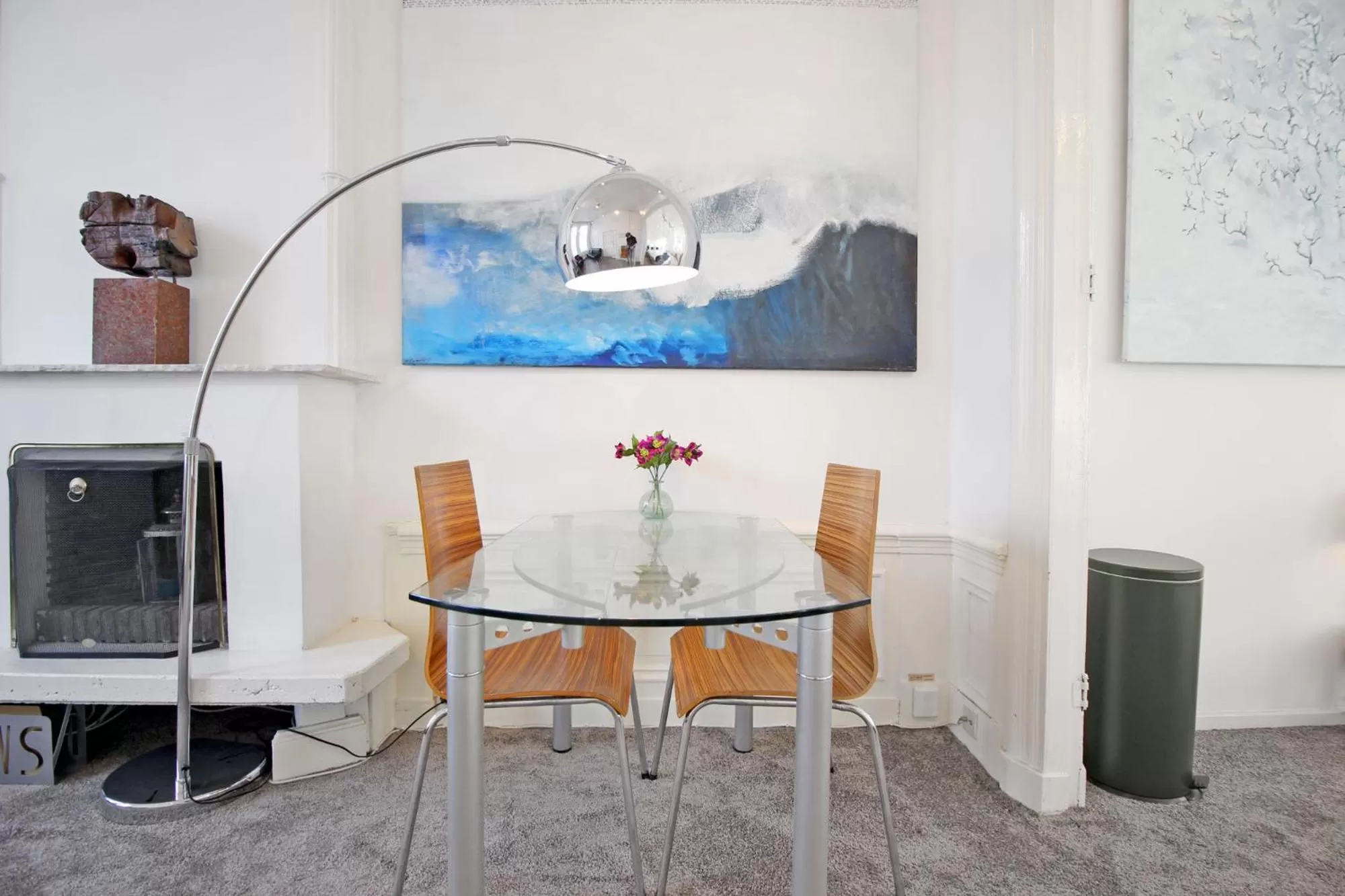 Dining area in Cozy Jordaan canalhouse near Anne Frank House