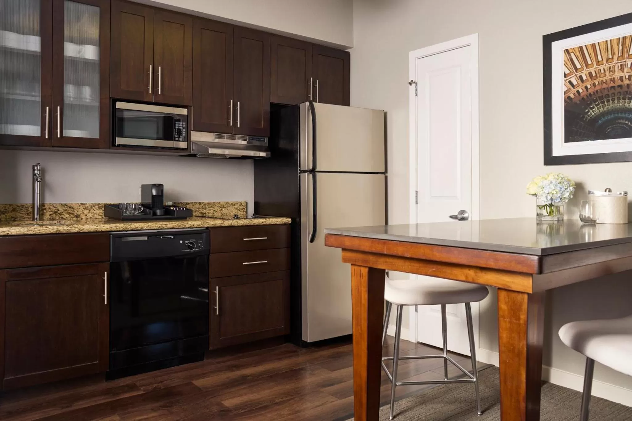 Kitchen or kitchenette in Archer Hotel Falls Church