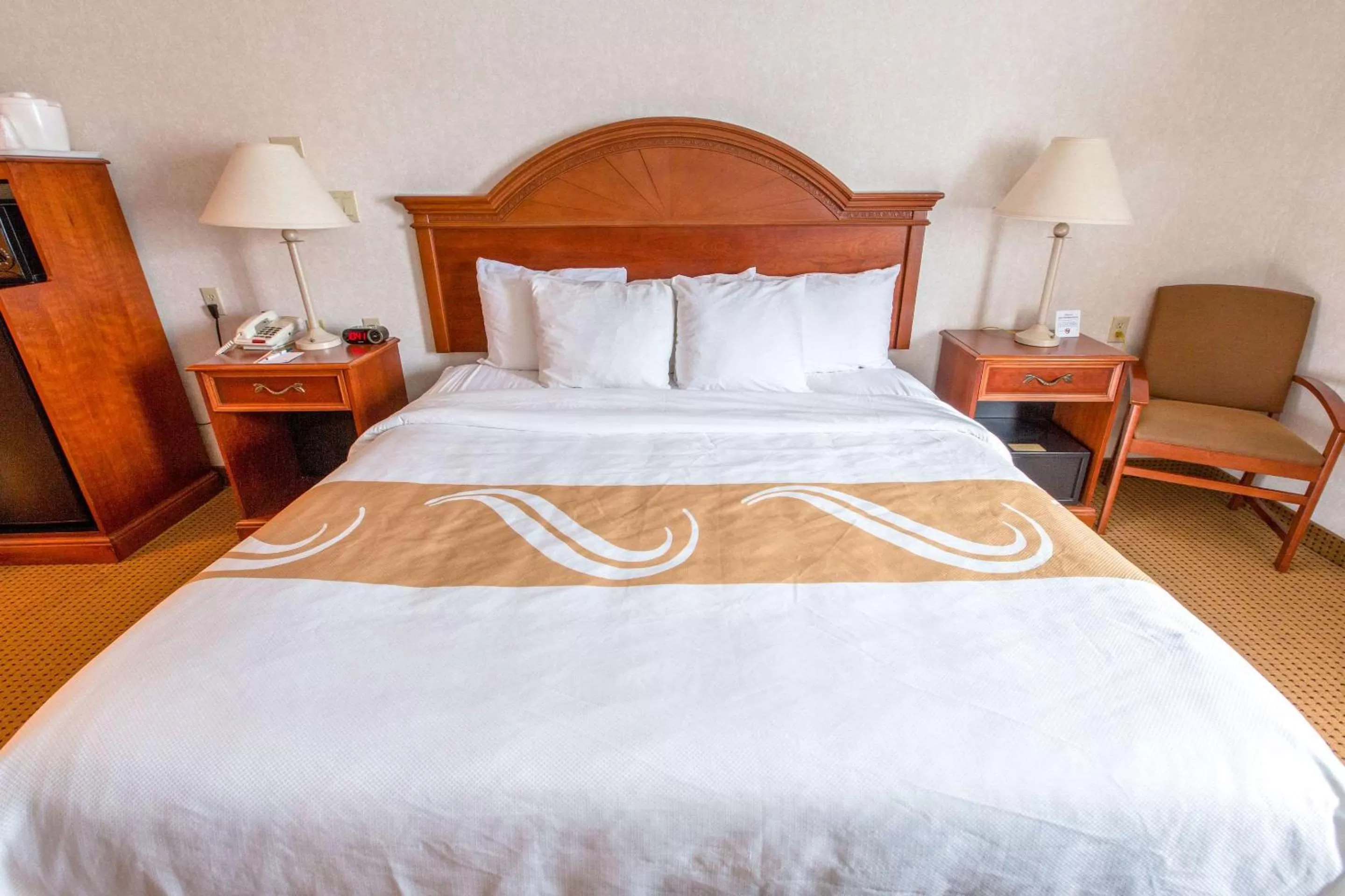 Photo of the whole room, Bed in Quality Inn & Suites University