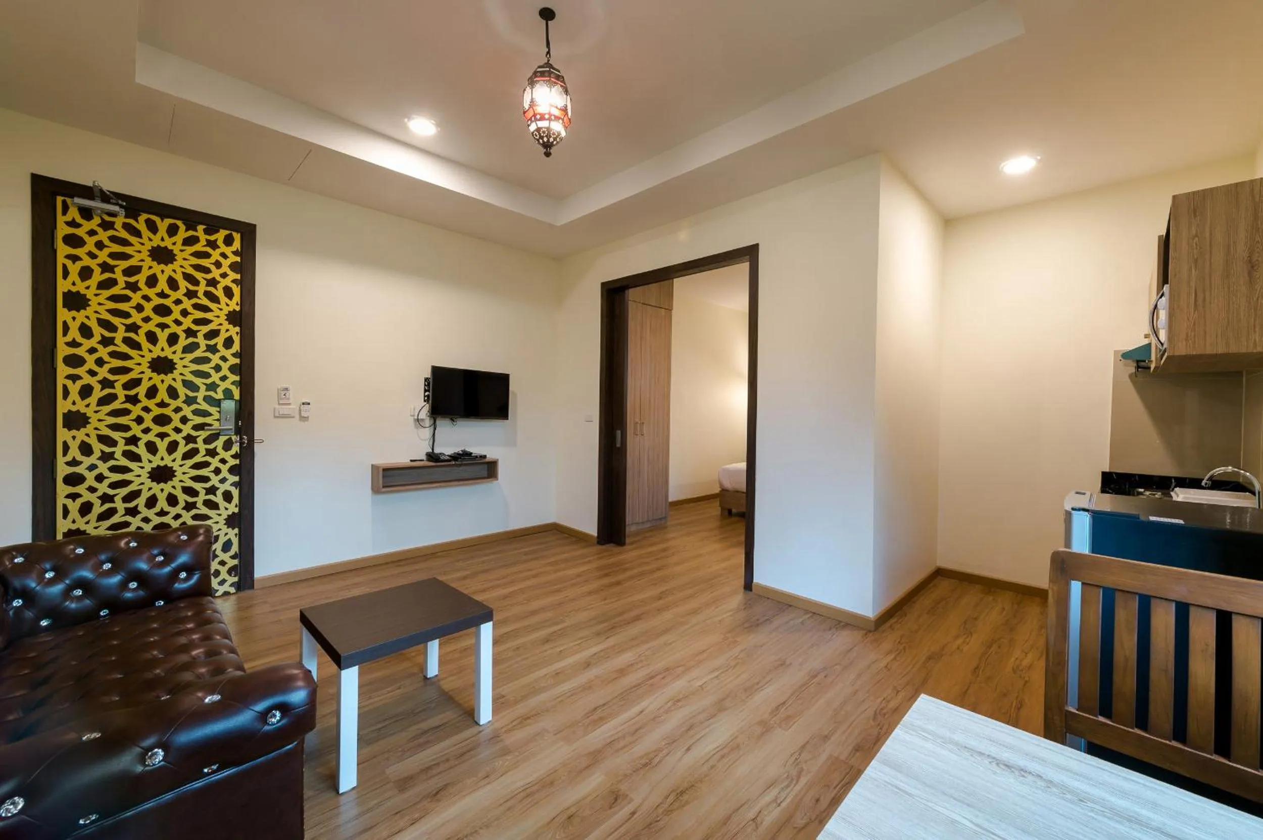 TV/Entertainment Center in Anchanlina Hotel - SHA Plus