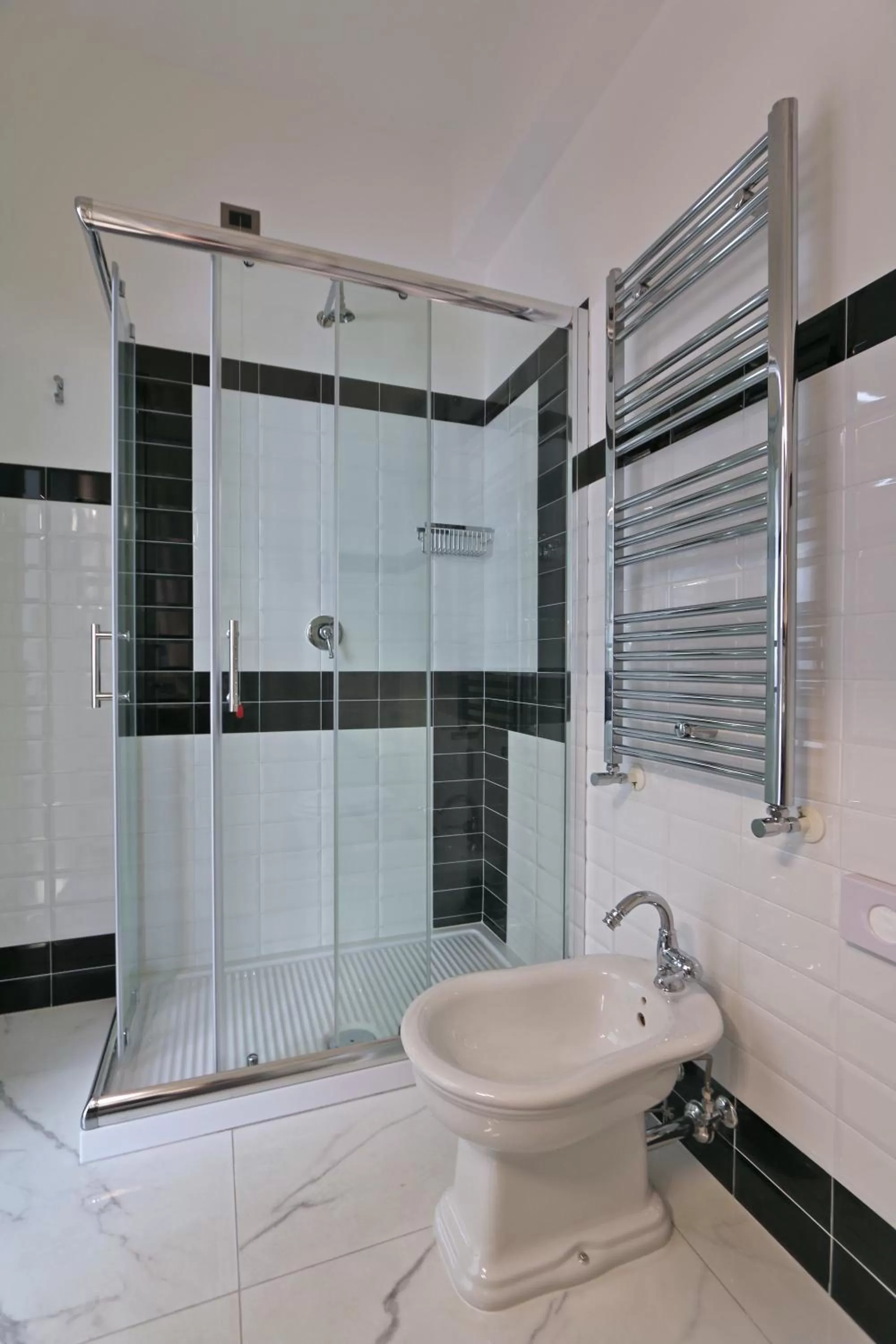 Shower, Bathroom in SOLIDEA BNB